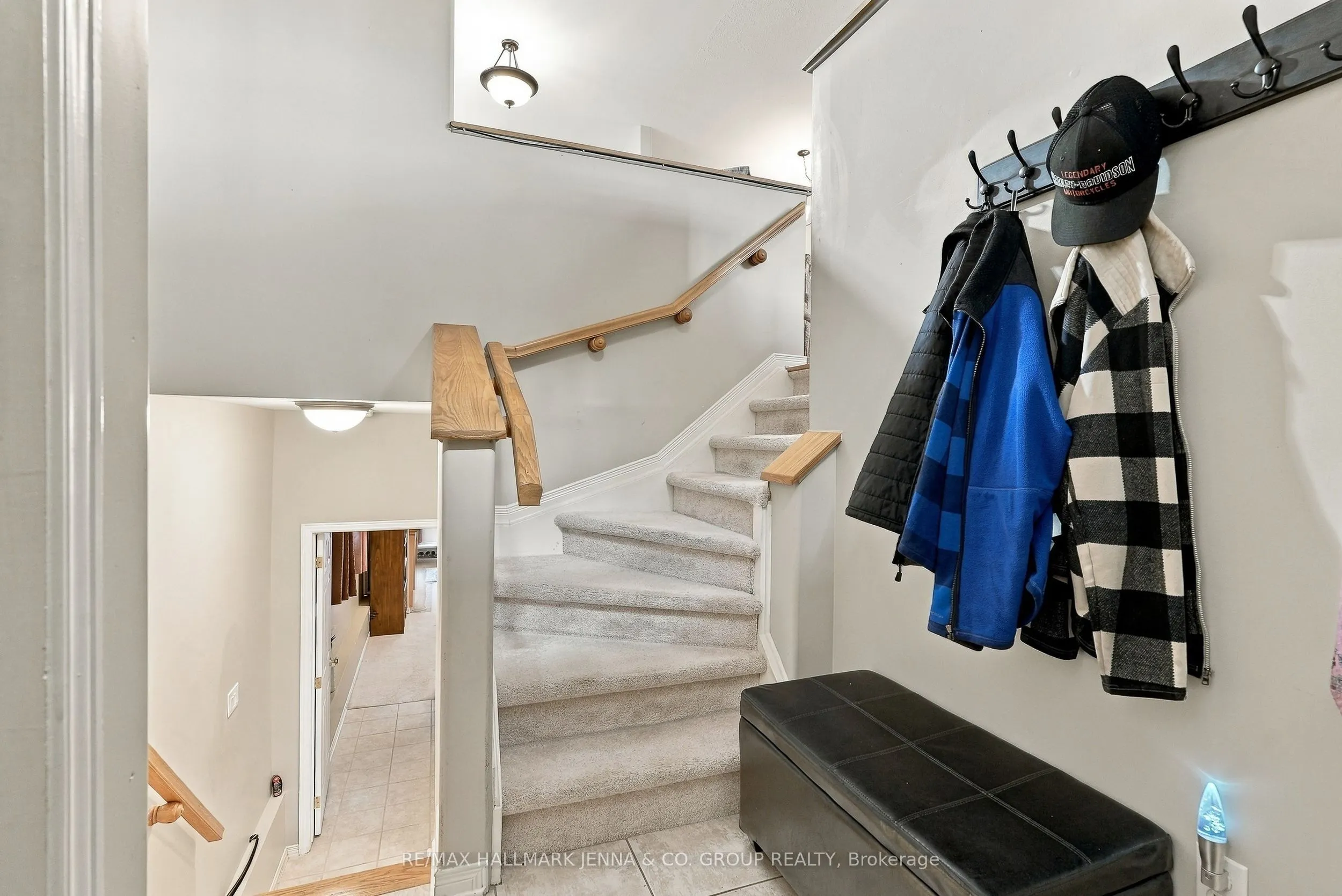 64 Whalings Circle