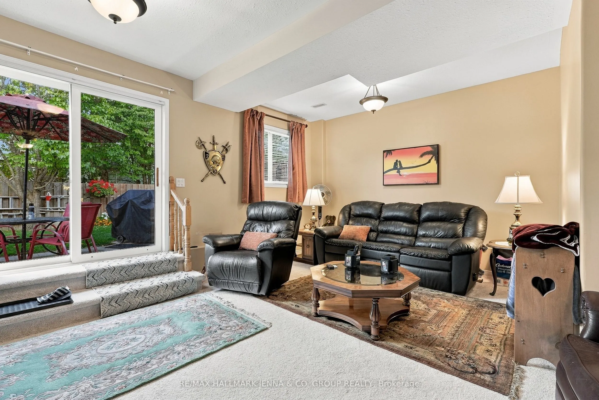 64 Whalings Circle