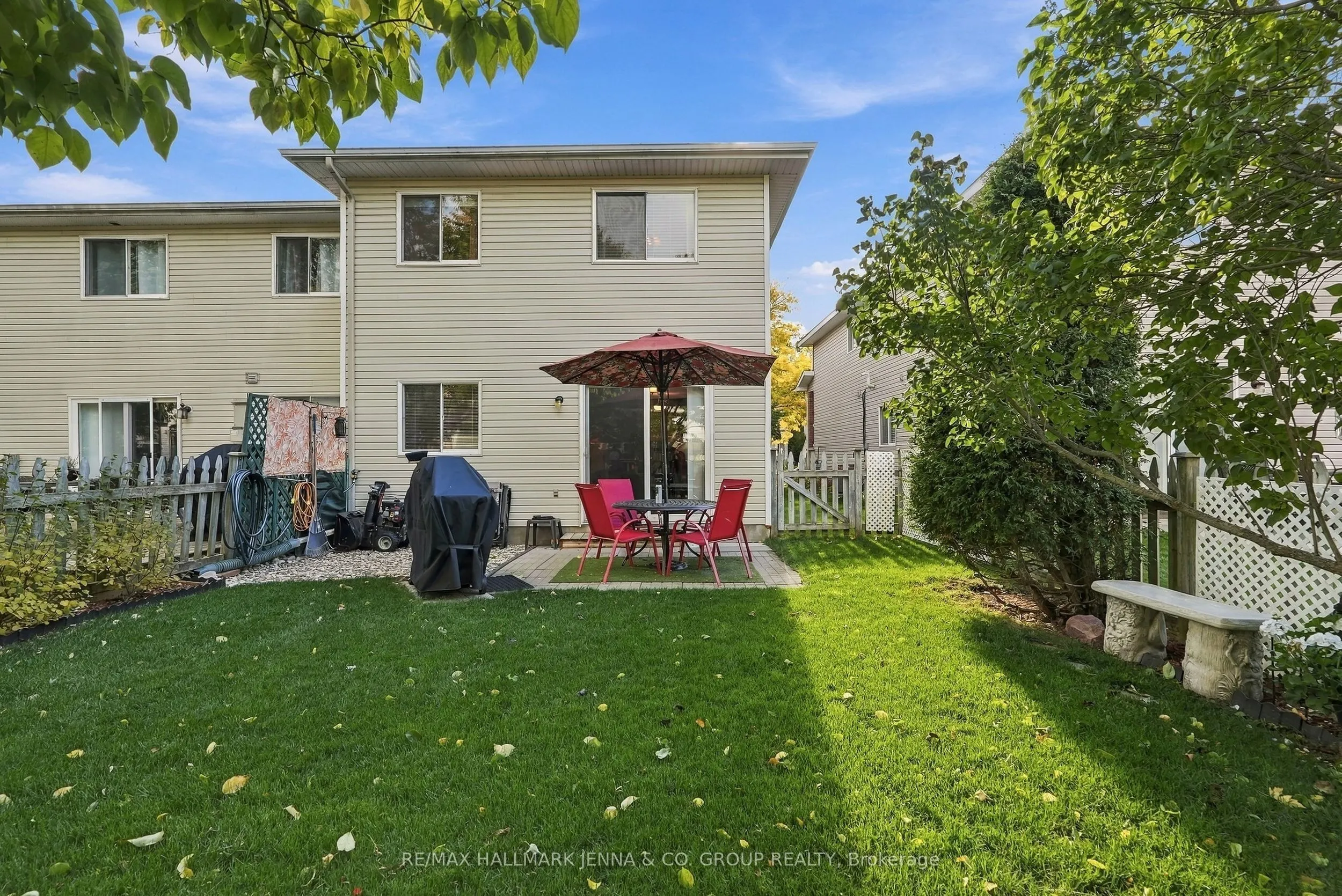 64 Whalings Circle