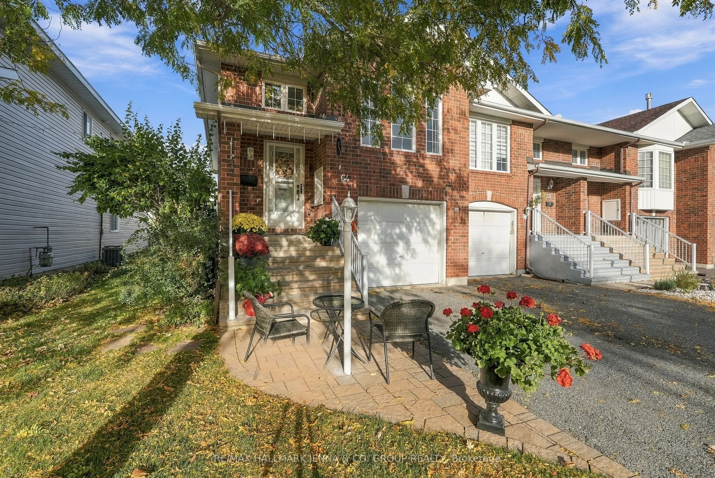 64 Whalings Circle