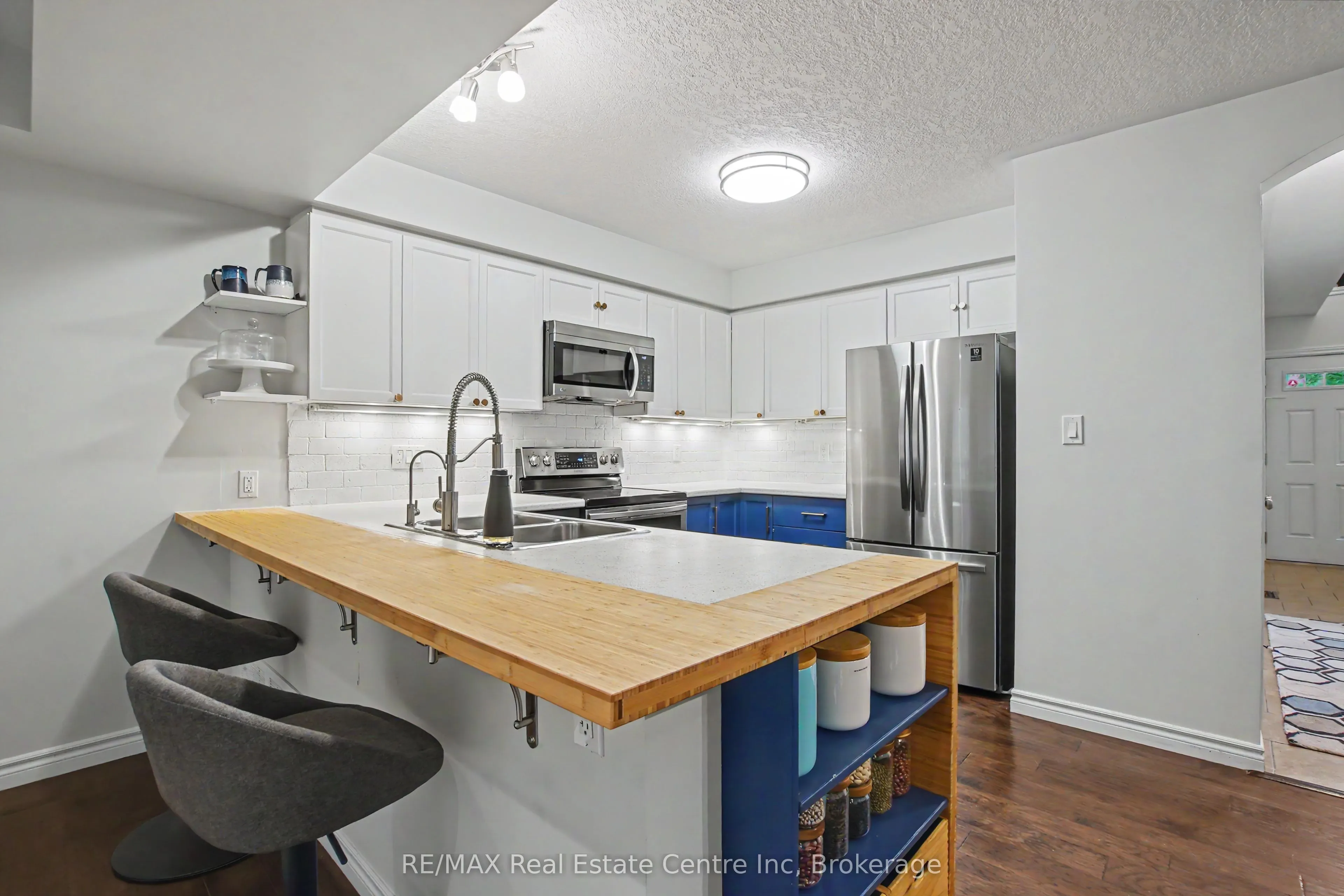 167 Arkell Road #15