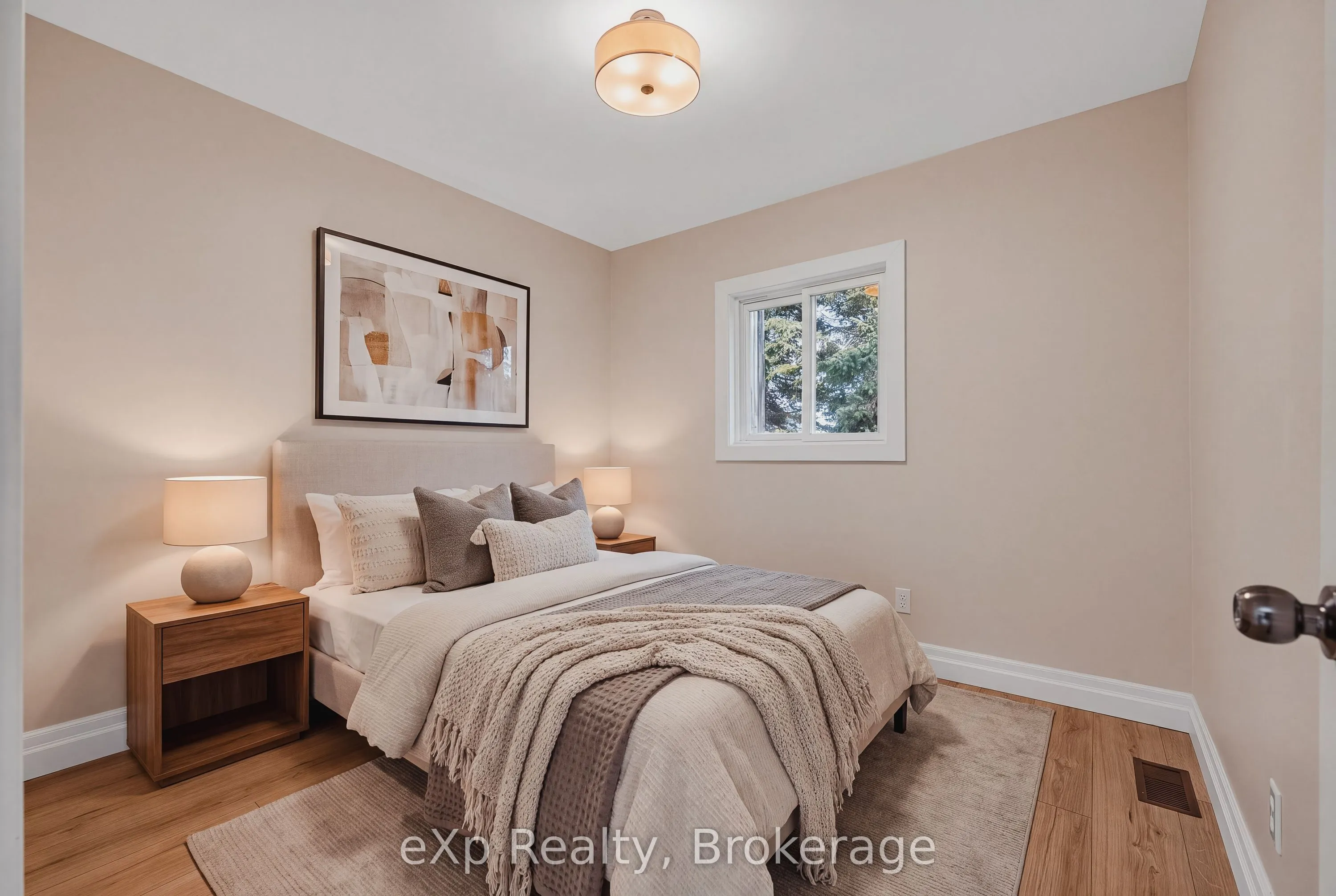 225697 Southgate 22 Road