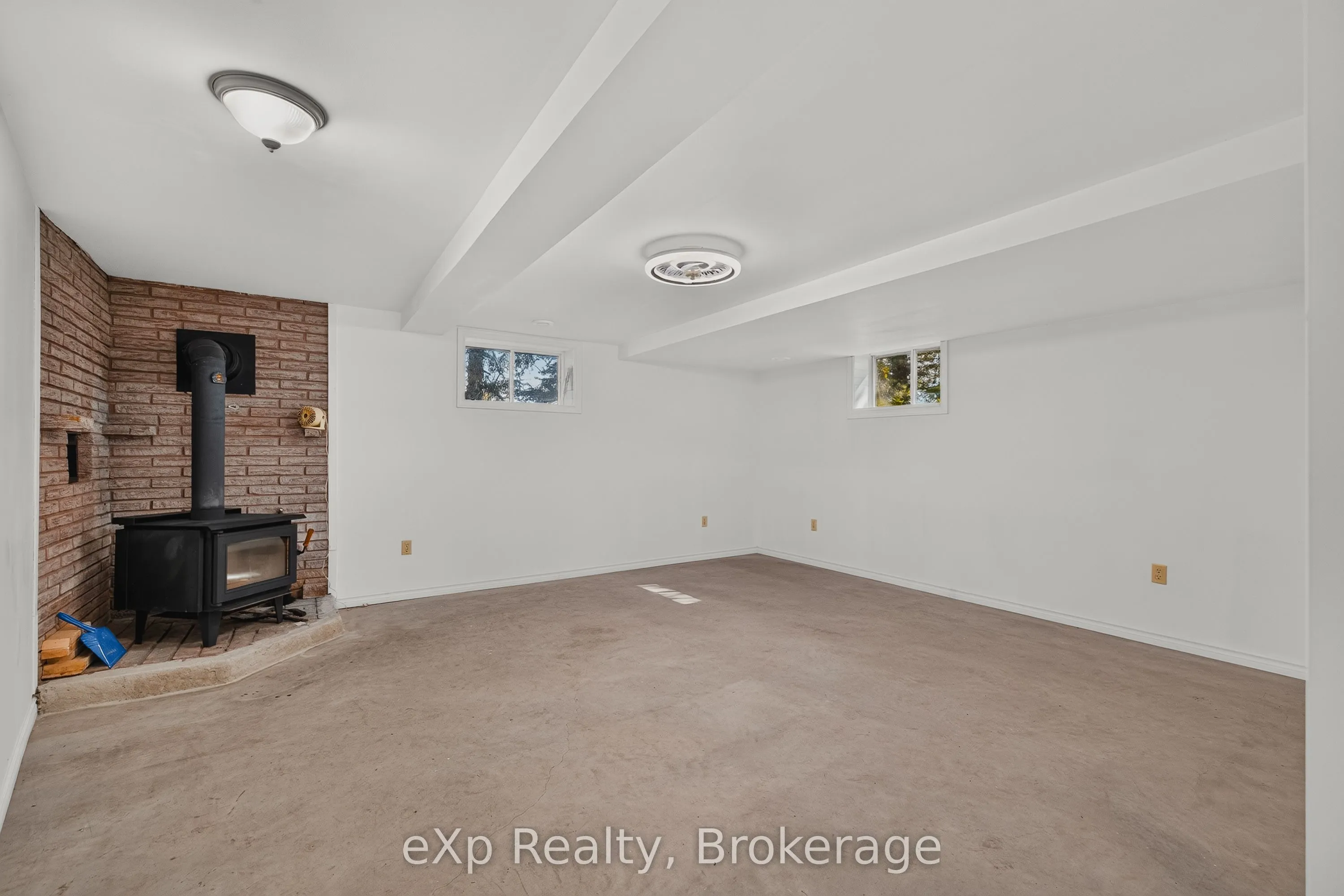 225697 Southgate 22 Road