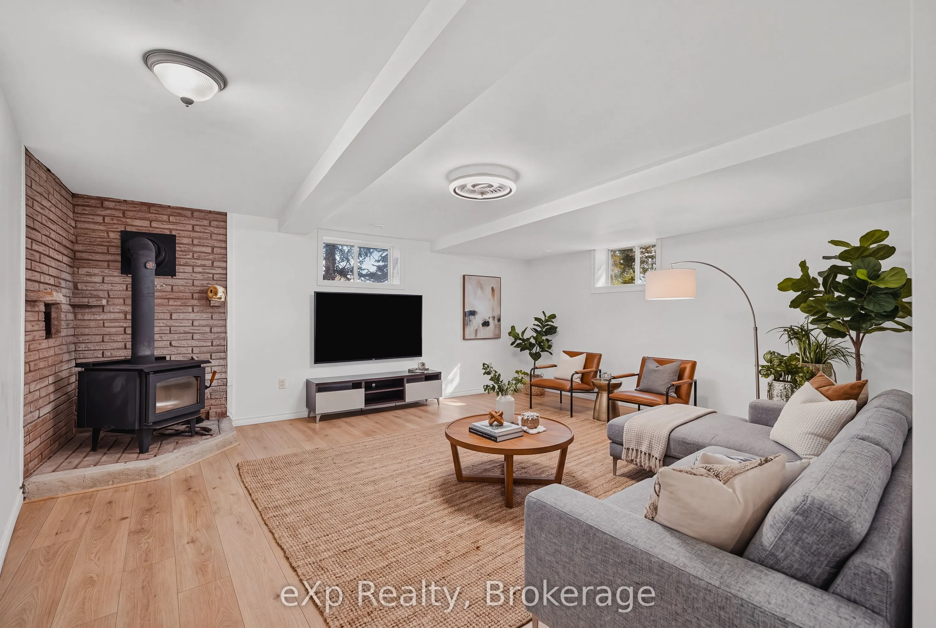 225697 Southgate 22 Road
