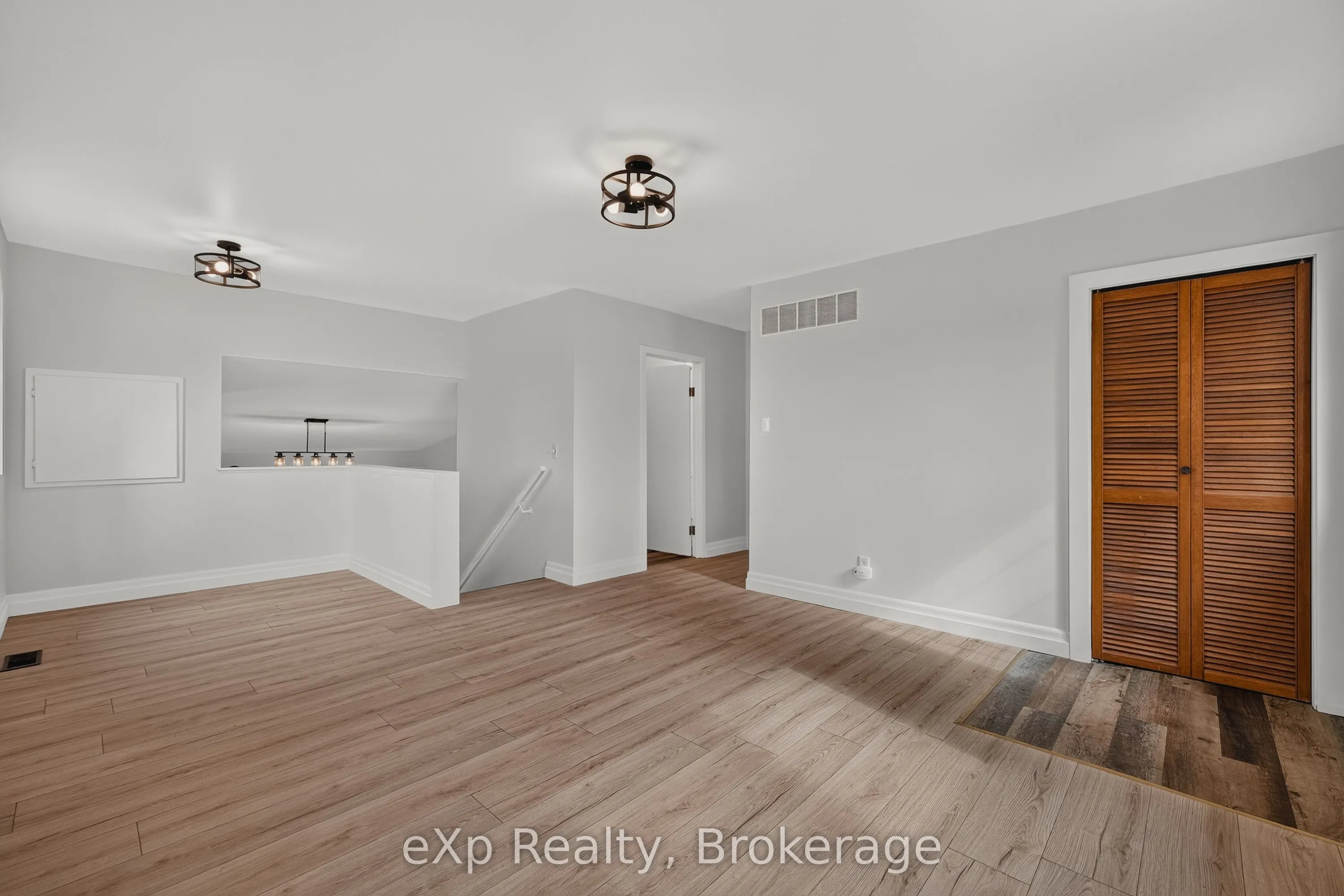225697 Southgate 22 Road