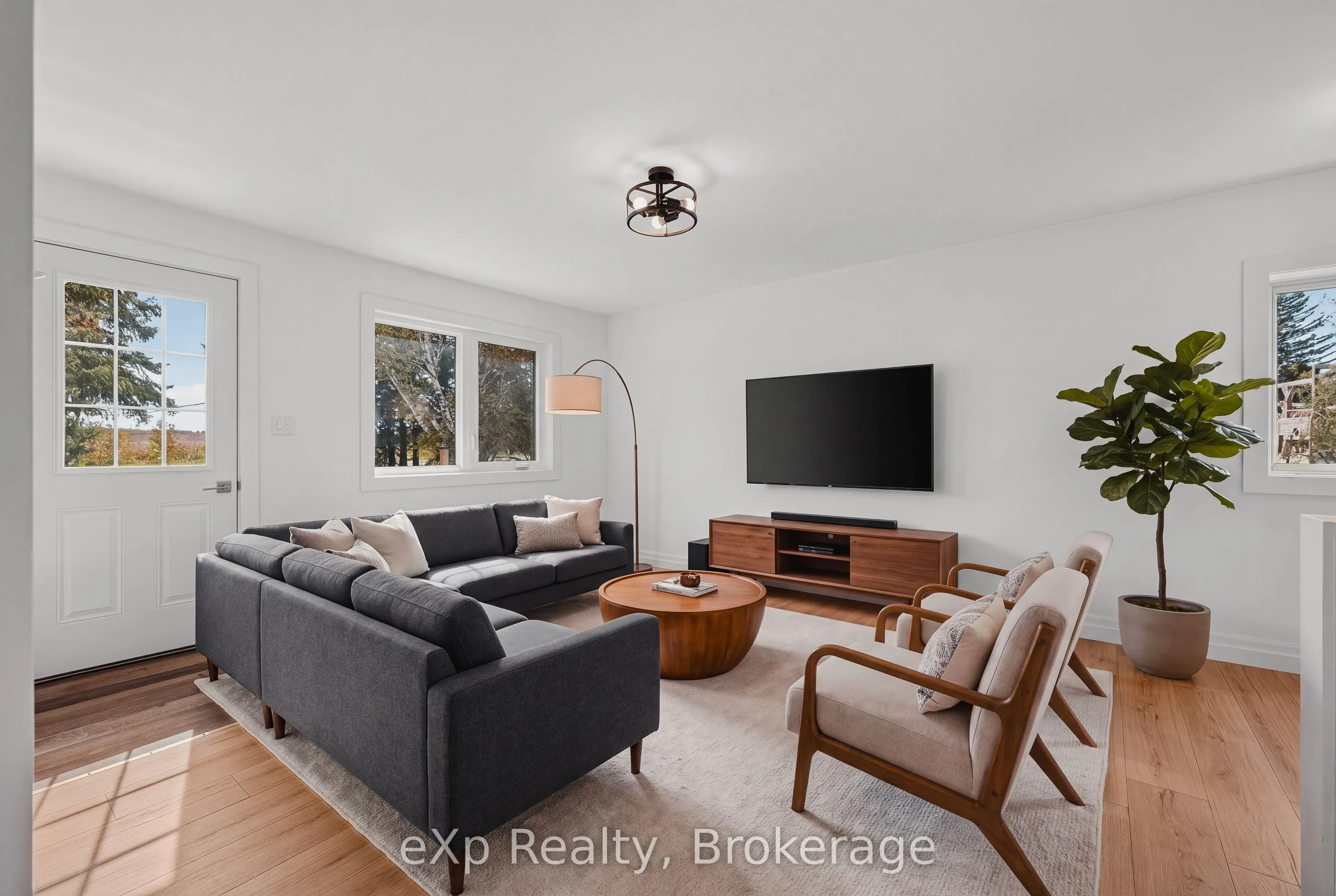 225697 Southgate 22 Road