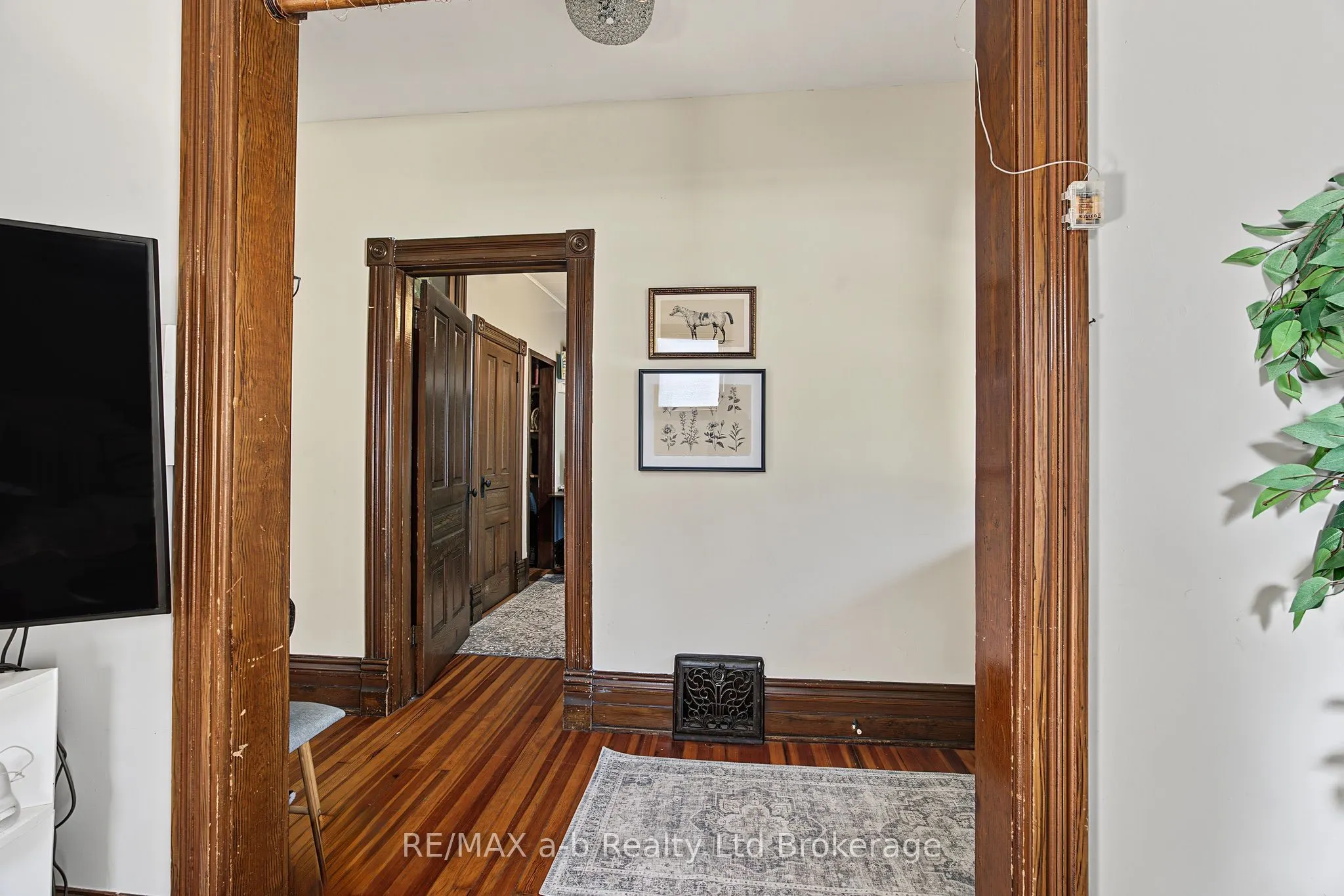 225 Graham Street