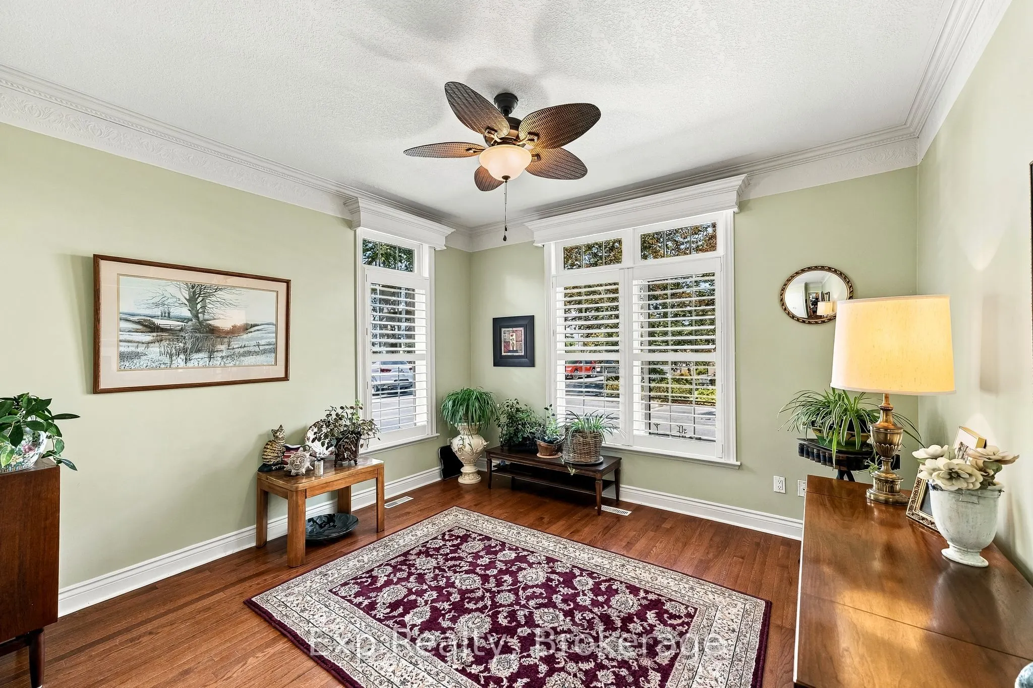 120 University Avenue E #101