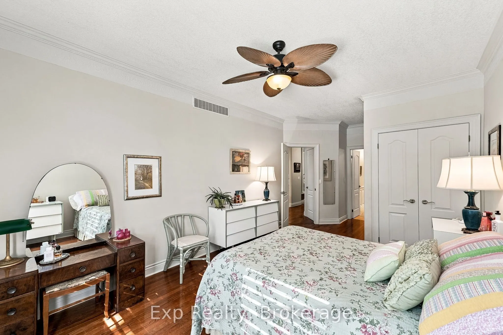 120 University Avenue E #101