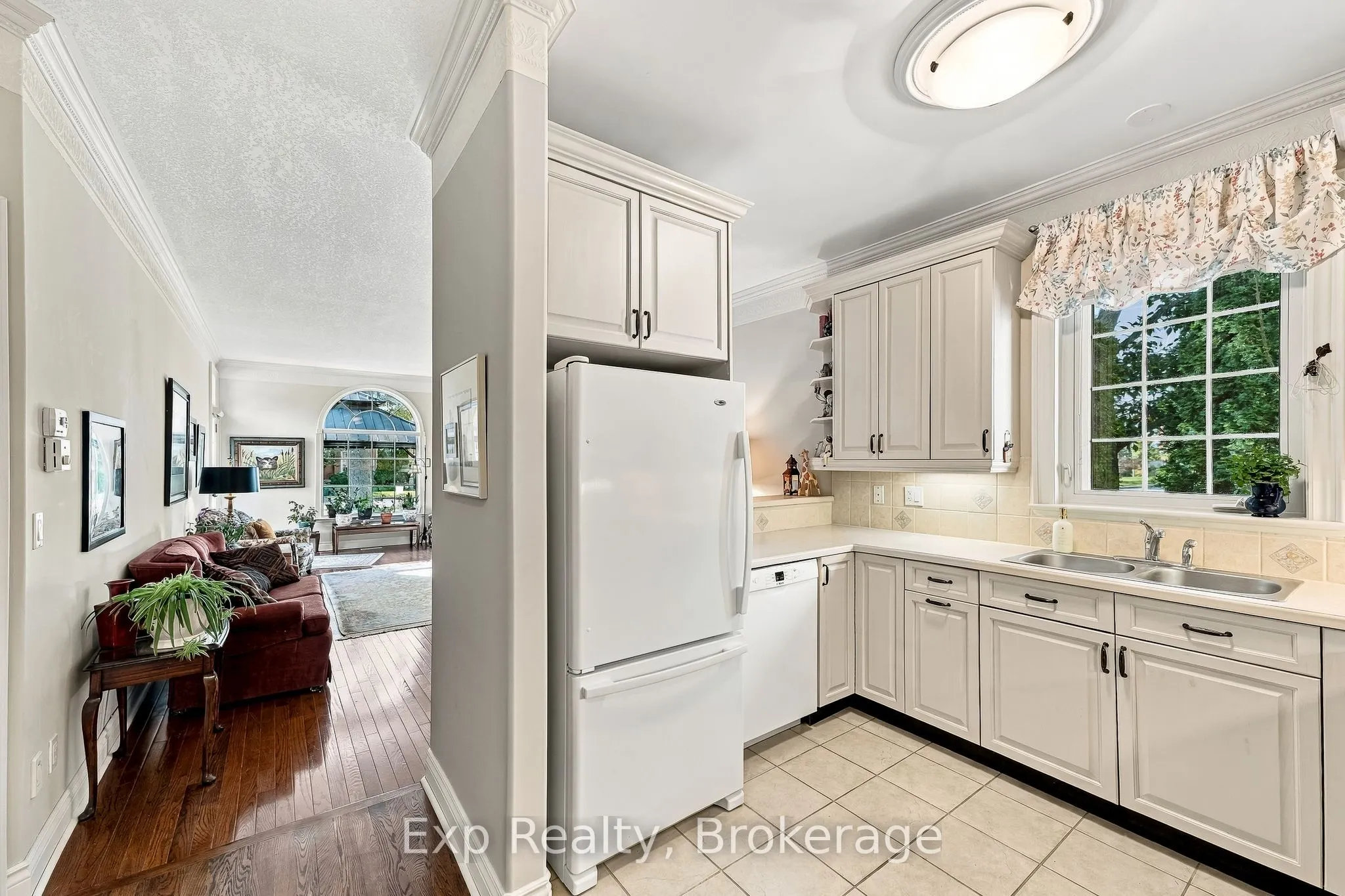 120 University Avenue E #101