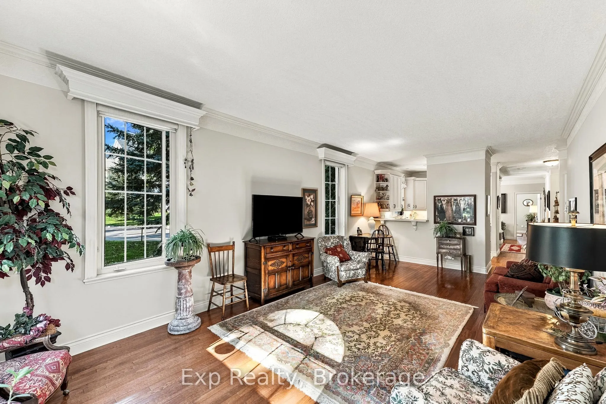120 University Avenue E #101