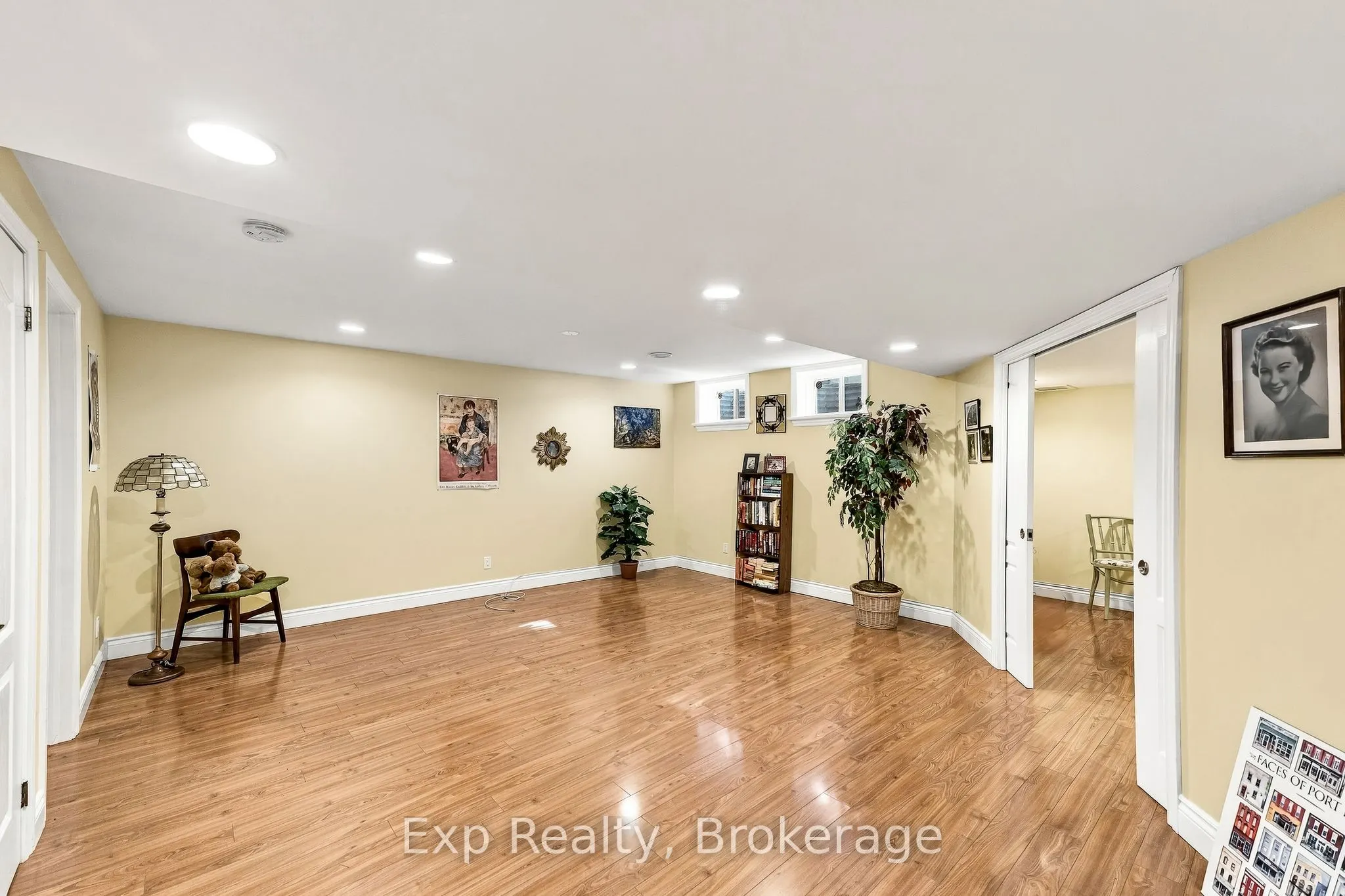 120 University Avenue E #101