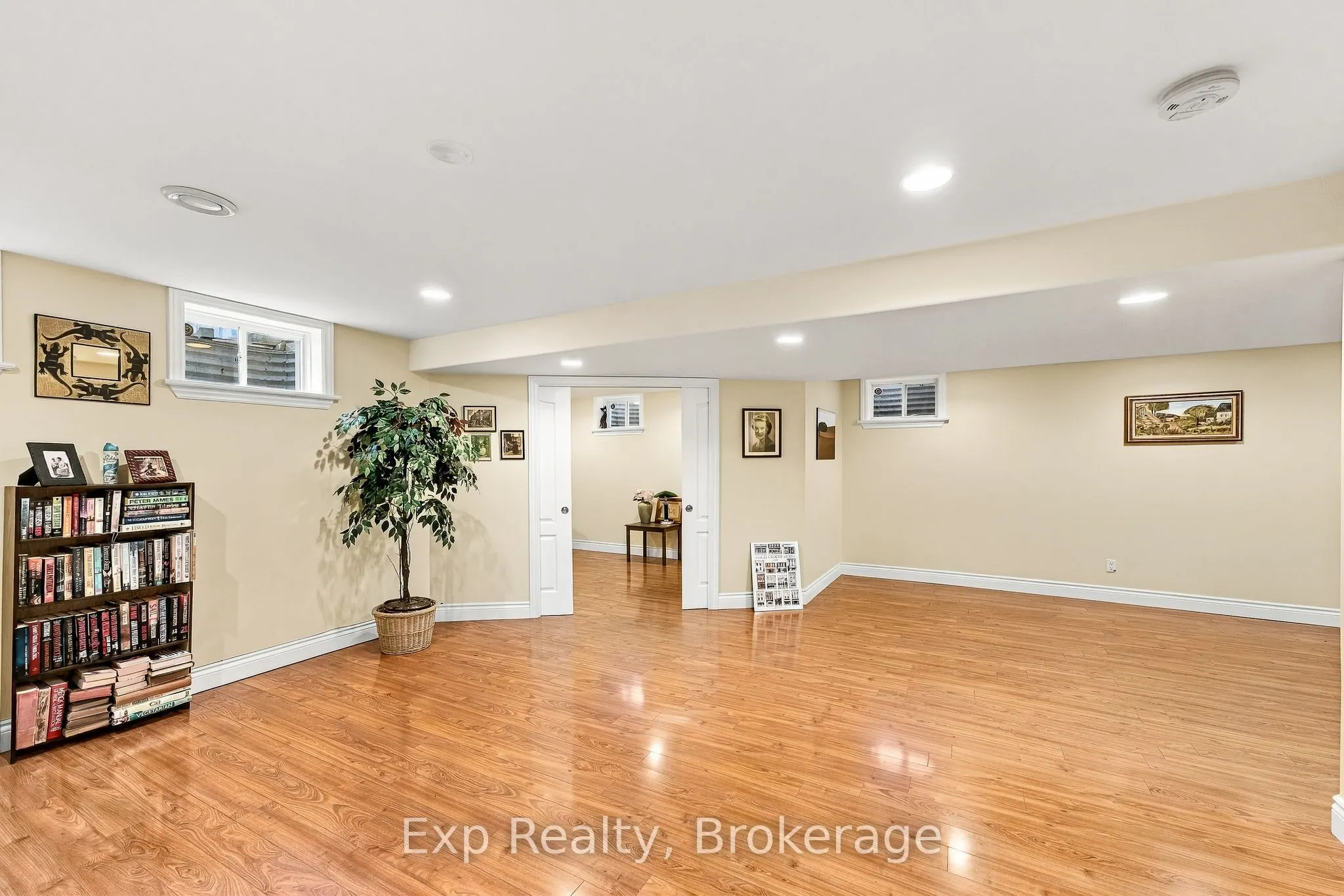 120 University Avenue E #101