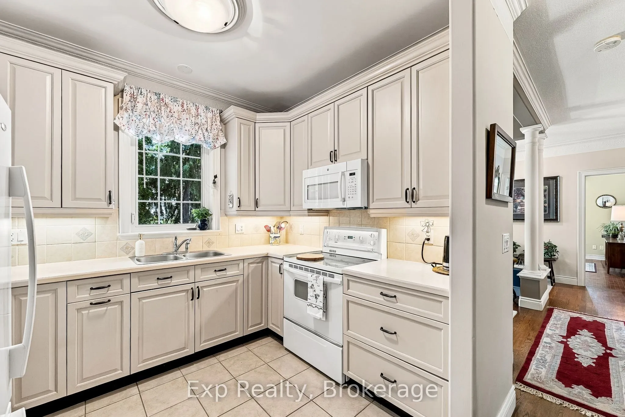 120 University Avenue E #101