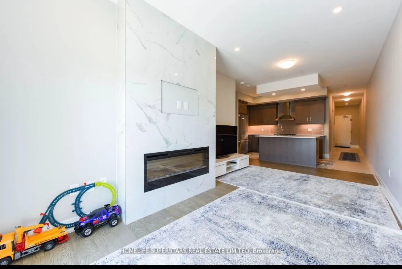 71 WYNDHAM Street #403