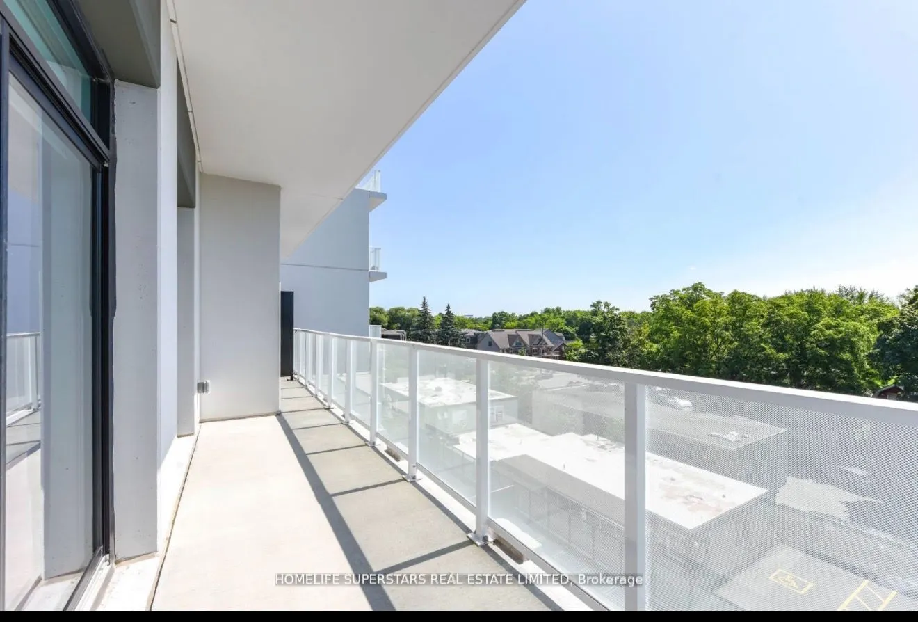 71 WYNDHAM Street #403