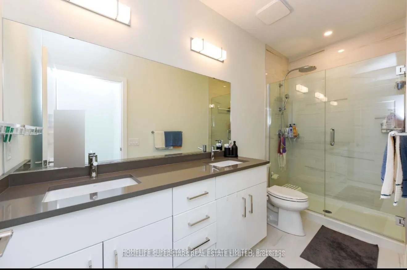 71 WYNDHAM Street #403