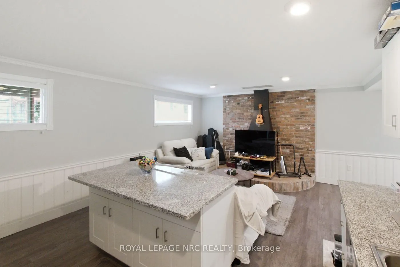 32 Crestcombe Road