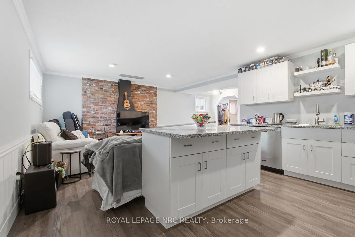 32 Crestcombe Road