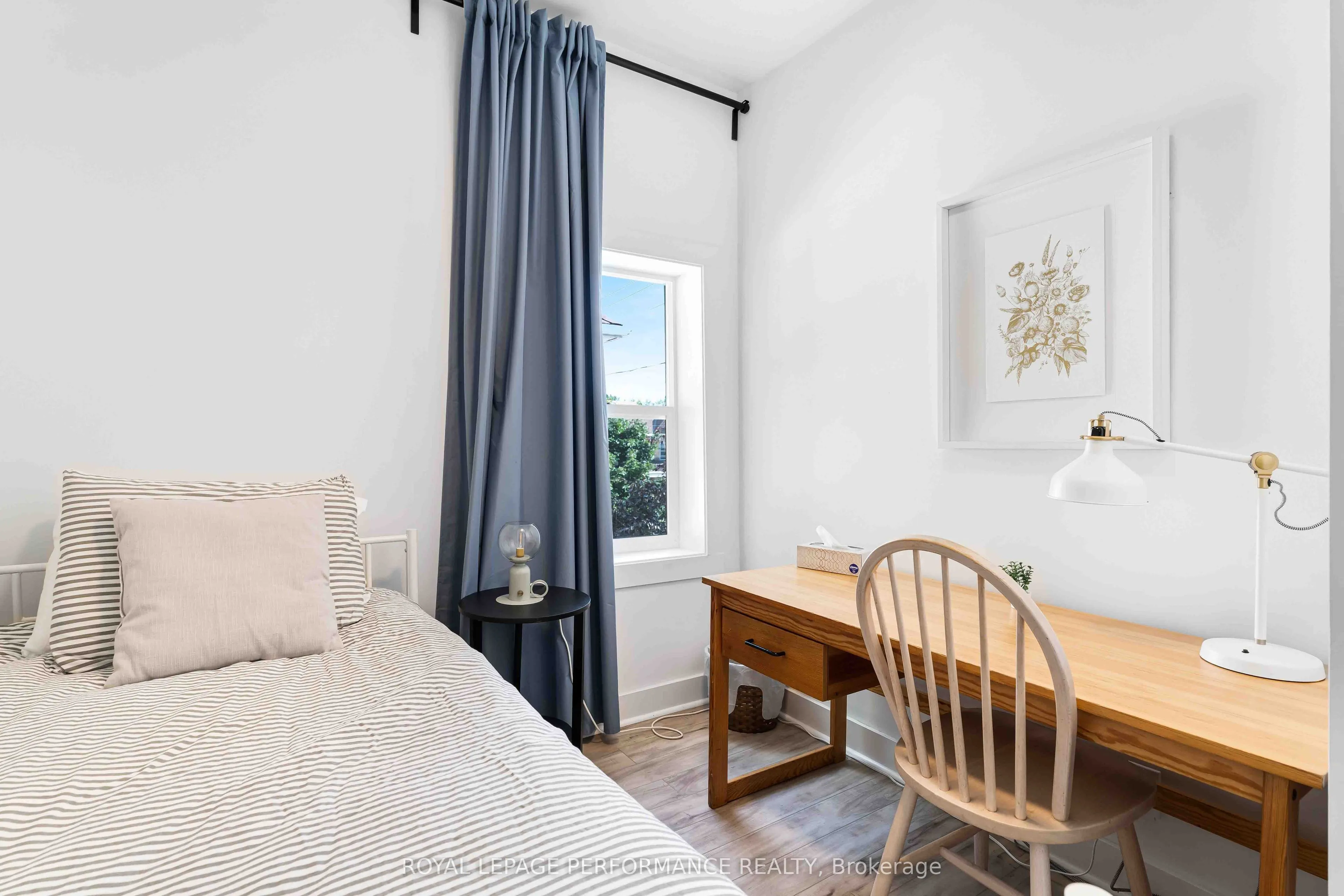 3-5 Mary Street N