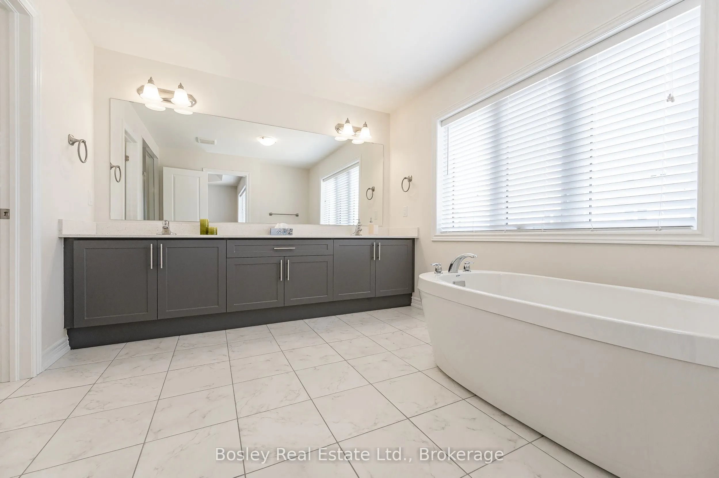 117 Haldimand Street
