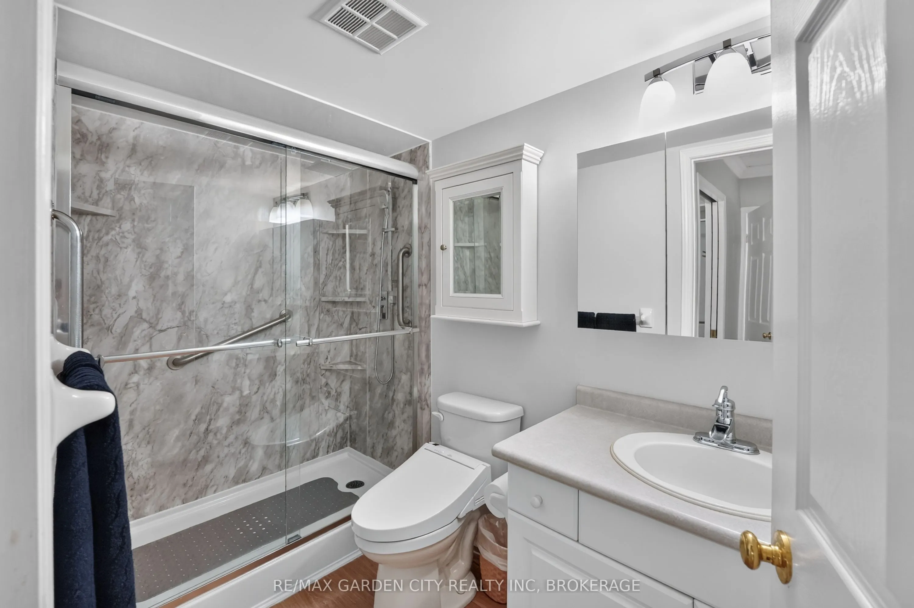 4090 John Charles Boulevard #107