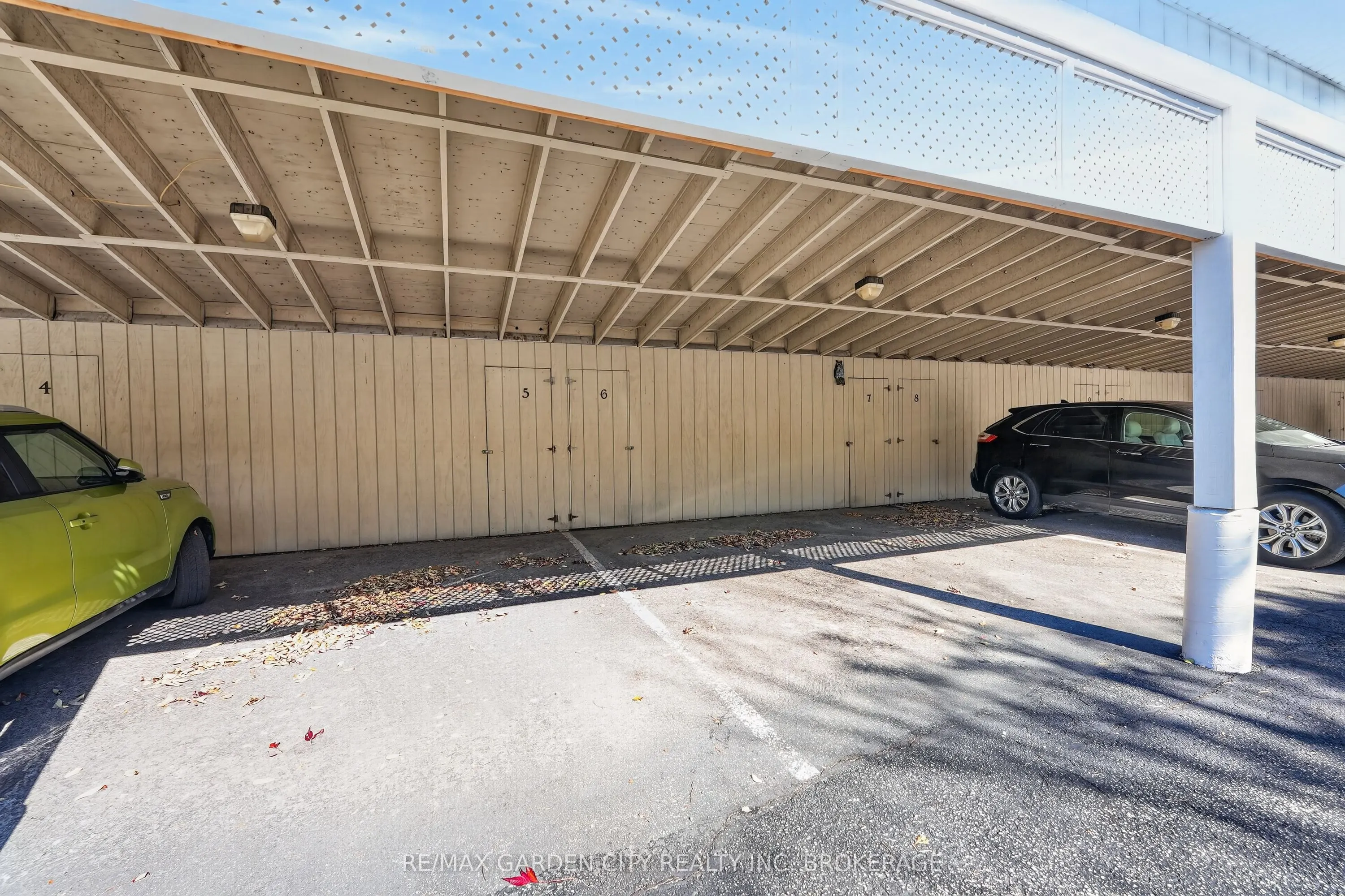 4090 John Charles Boulevard #107
