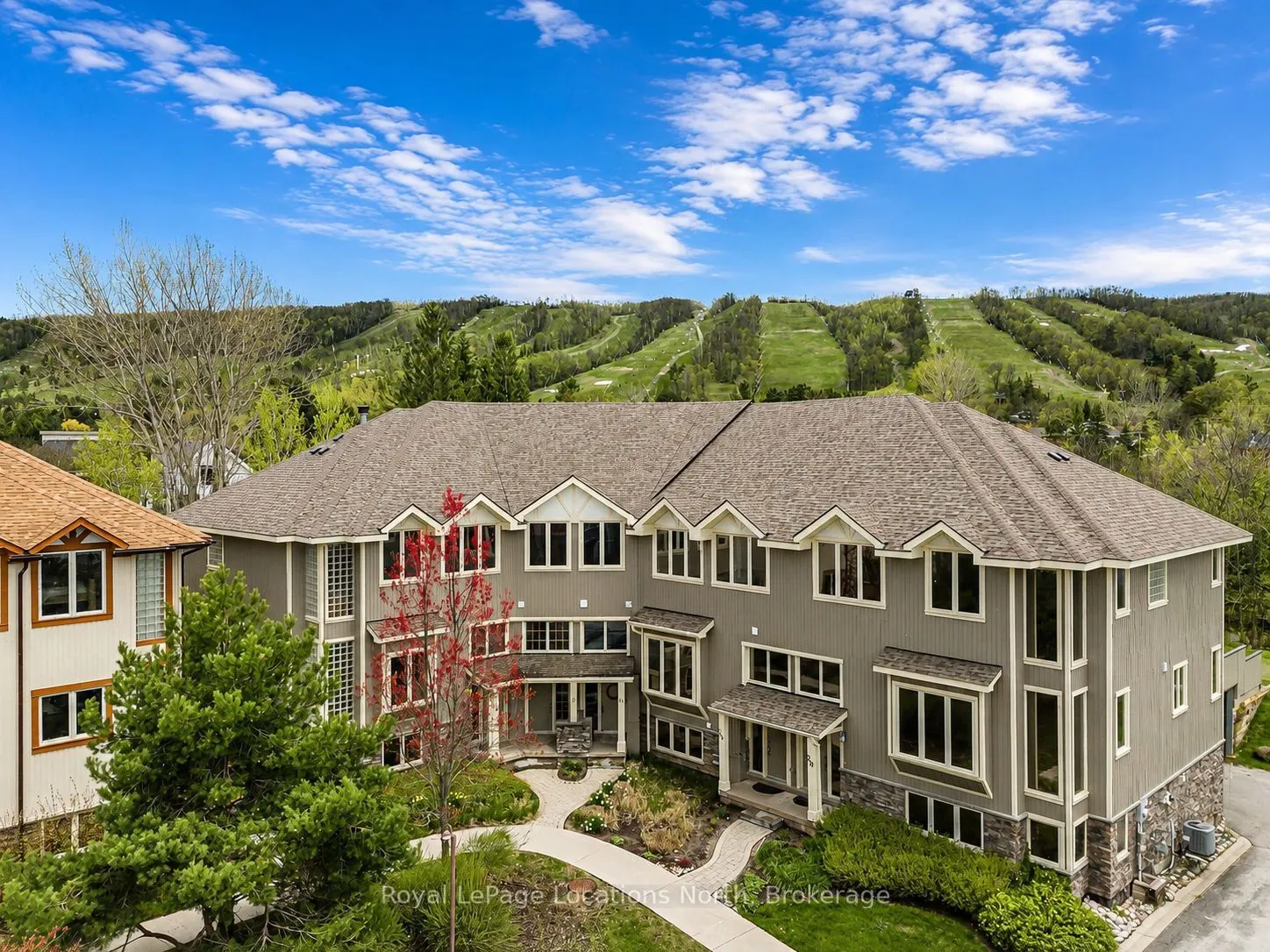 224 Blueski George Crescent #16