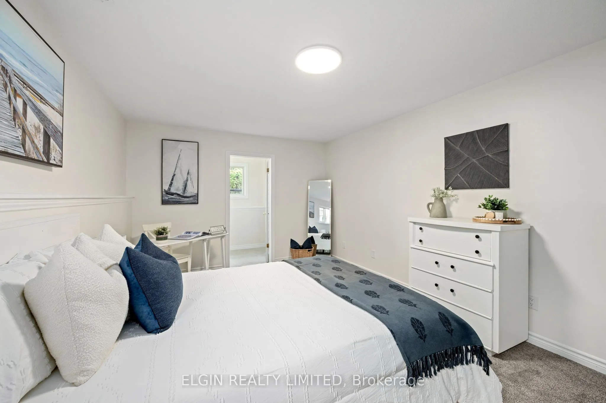 52 Oldewood Crescent
