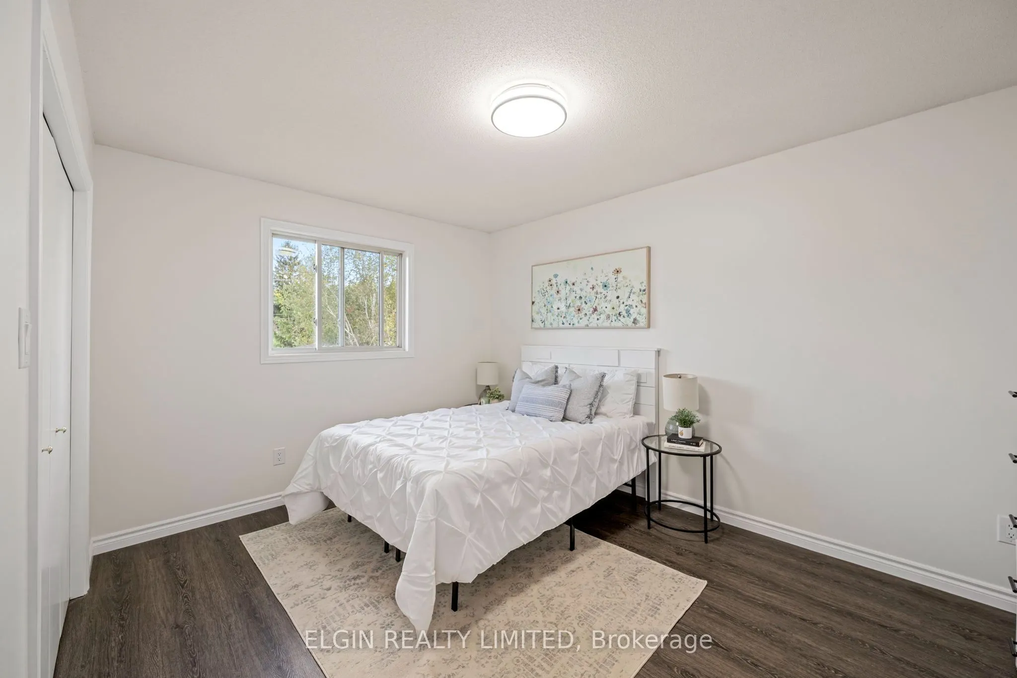 52 Oldewood Crescent