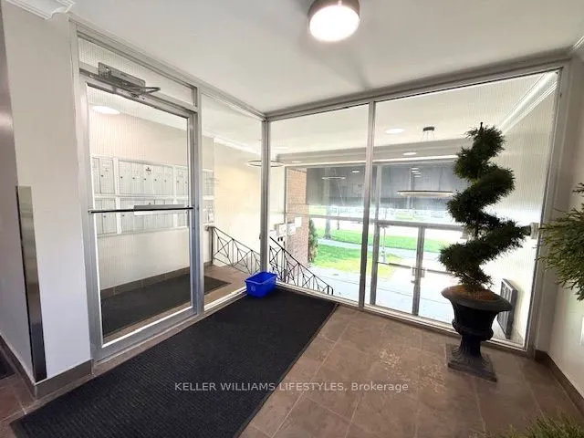 570 William Street #401