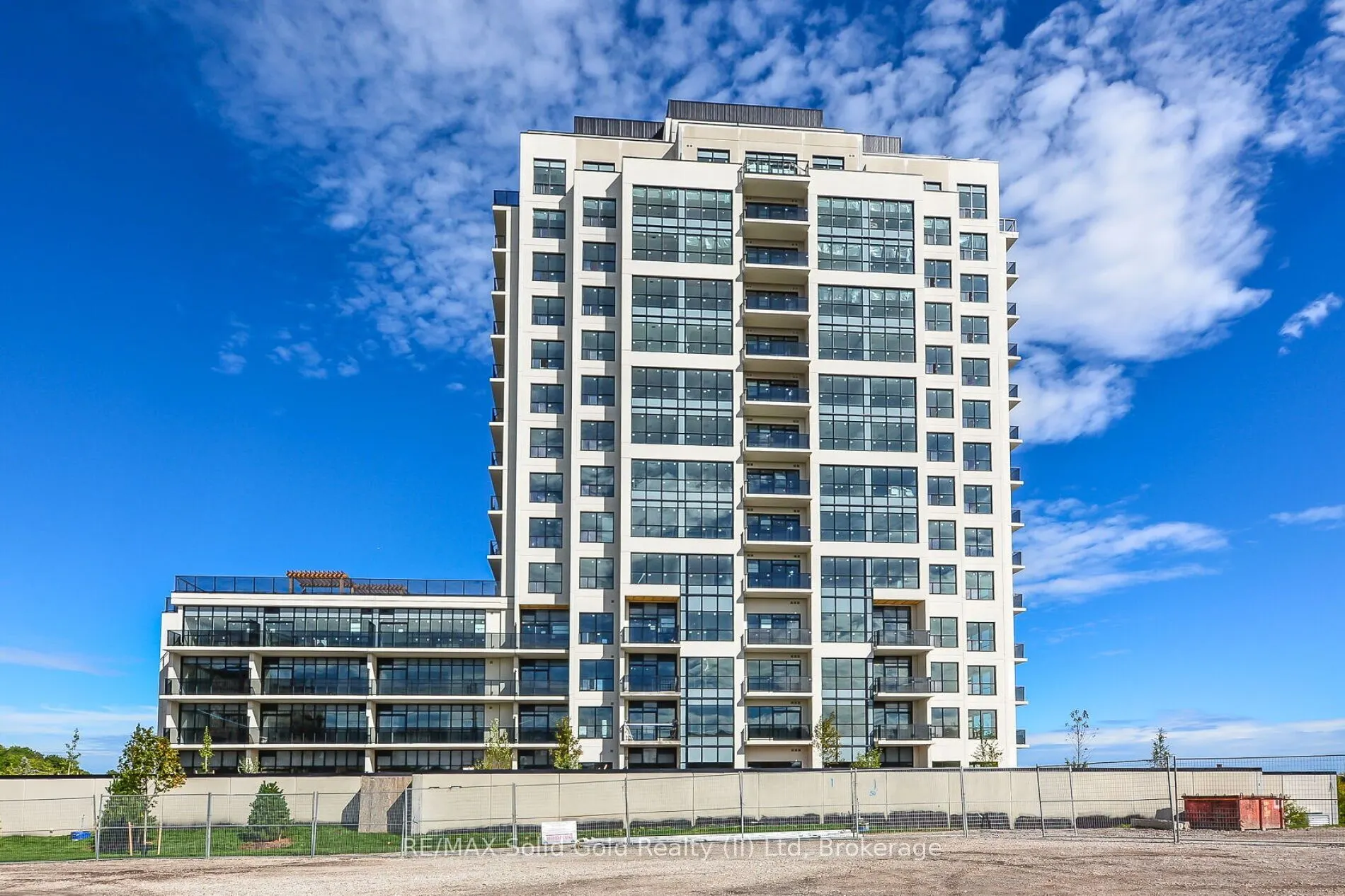 150 Wellington Street E #104
