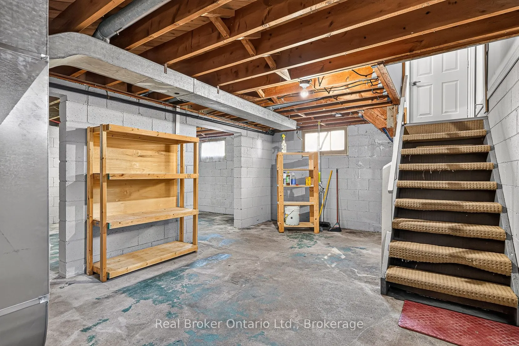 884 Devonshire Avenue