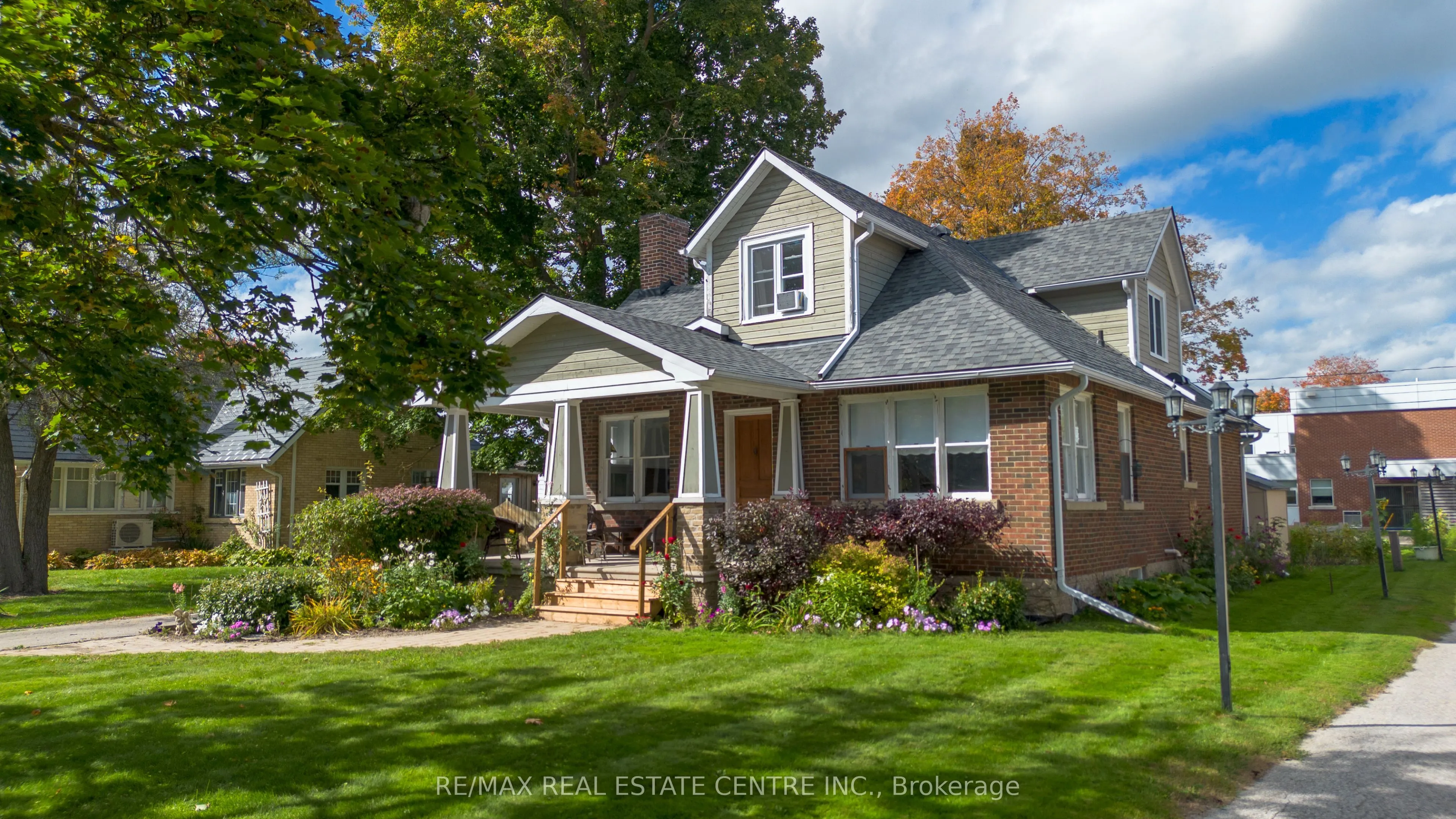 314 Main Street E