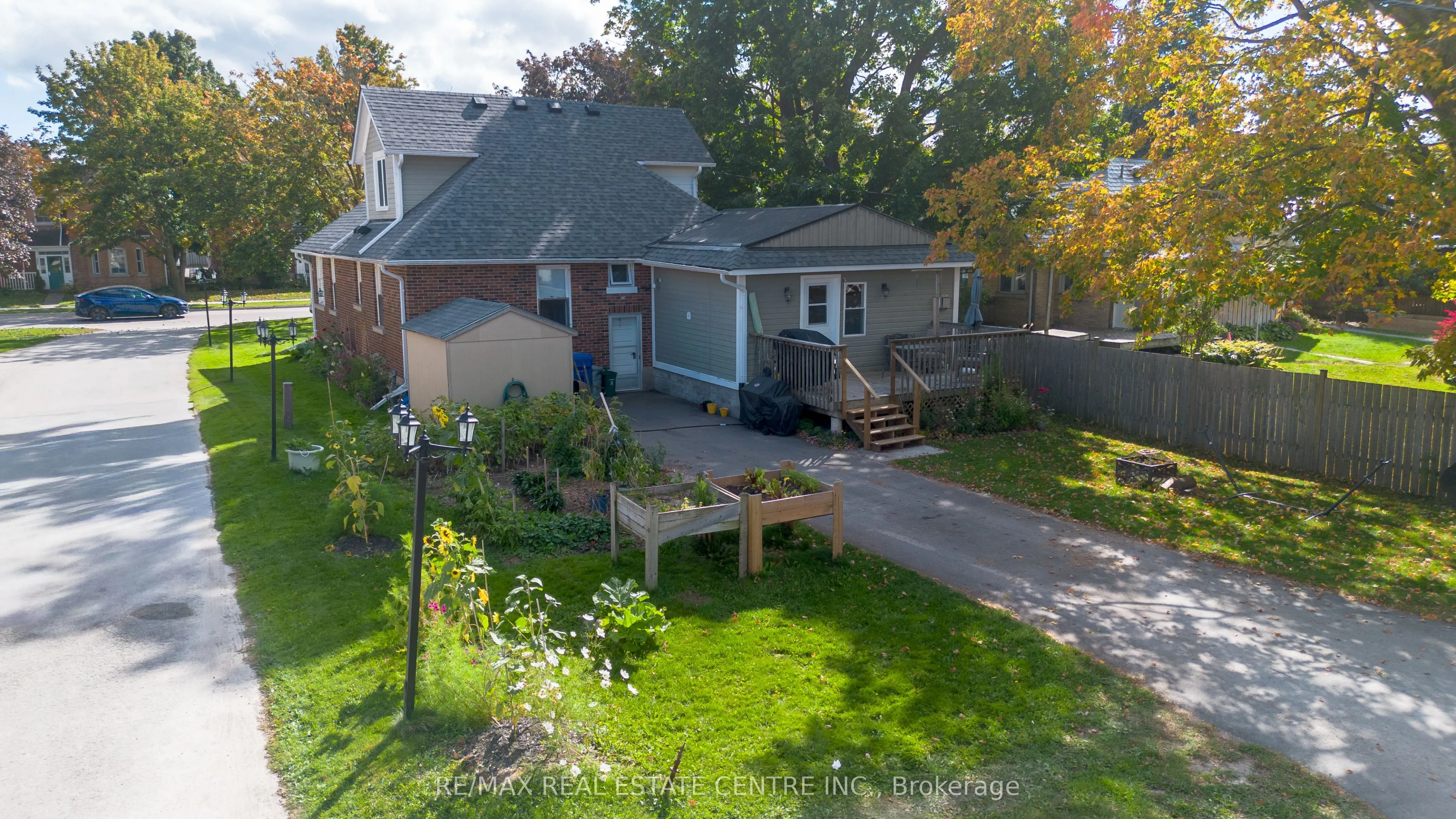 314 Main Street E