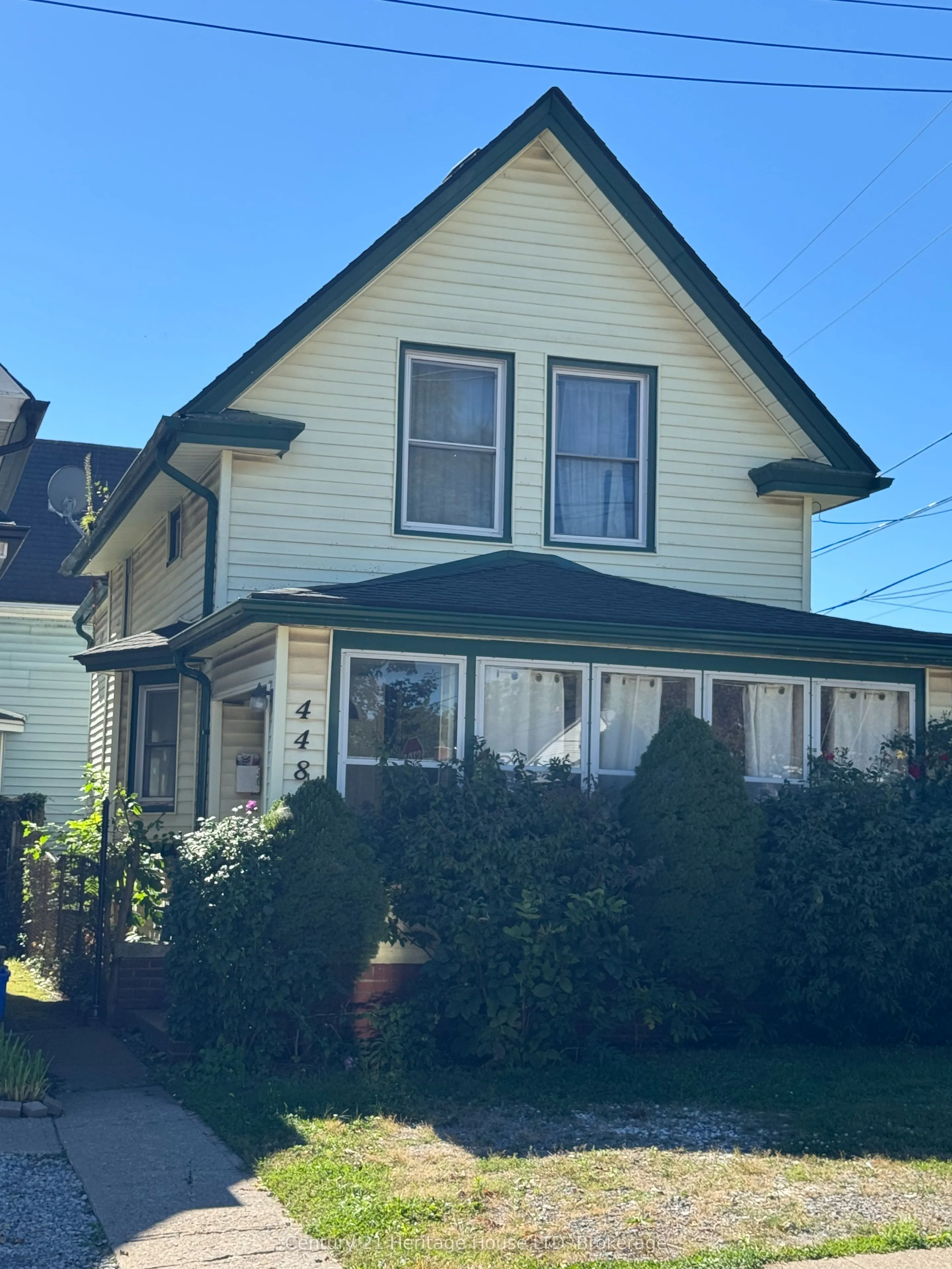 4488 Eastwood Crescent