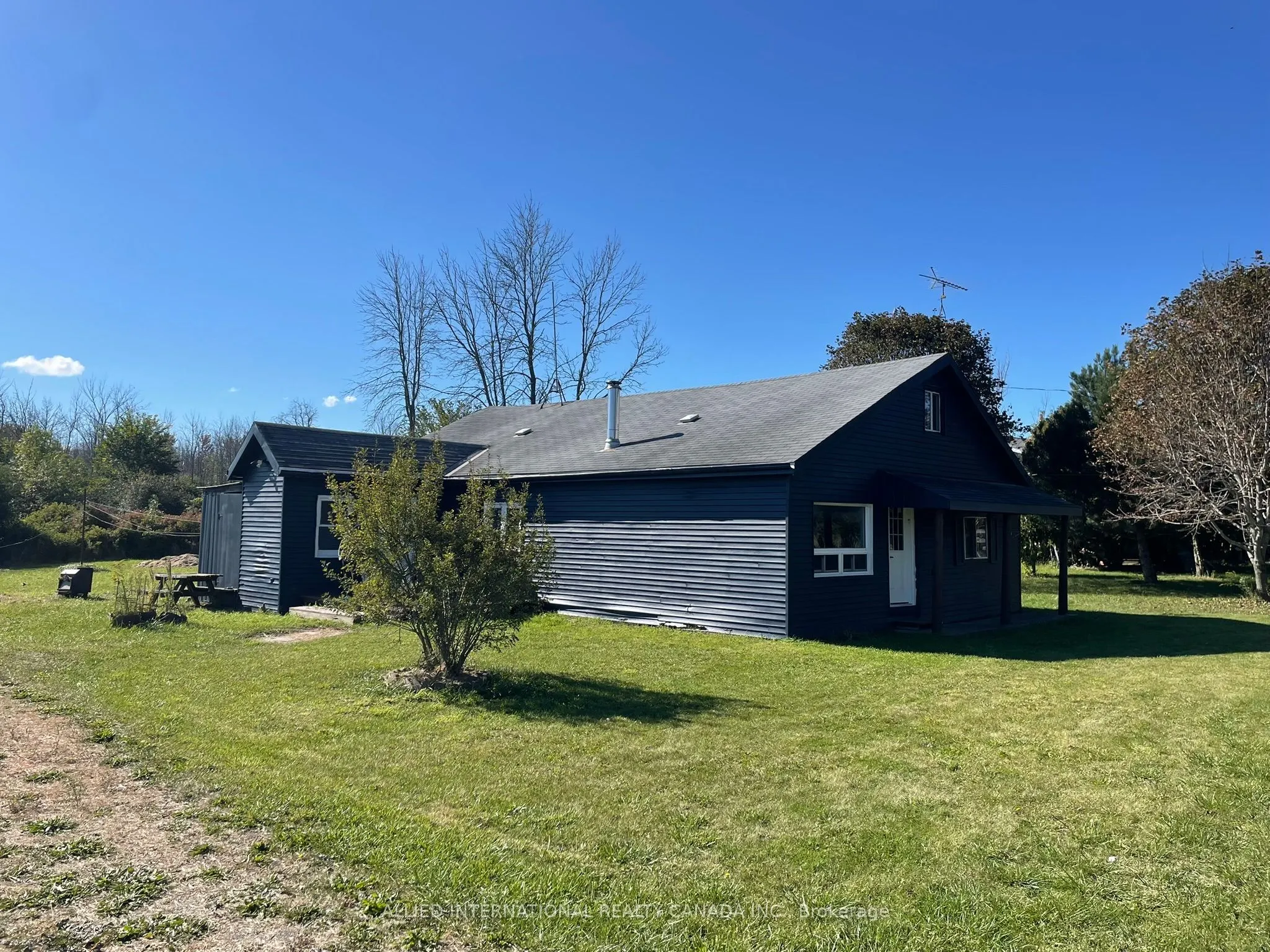 537 Burr Road