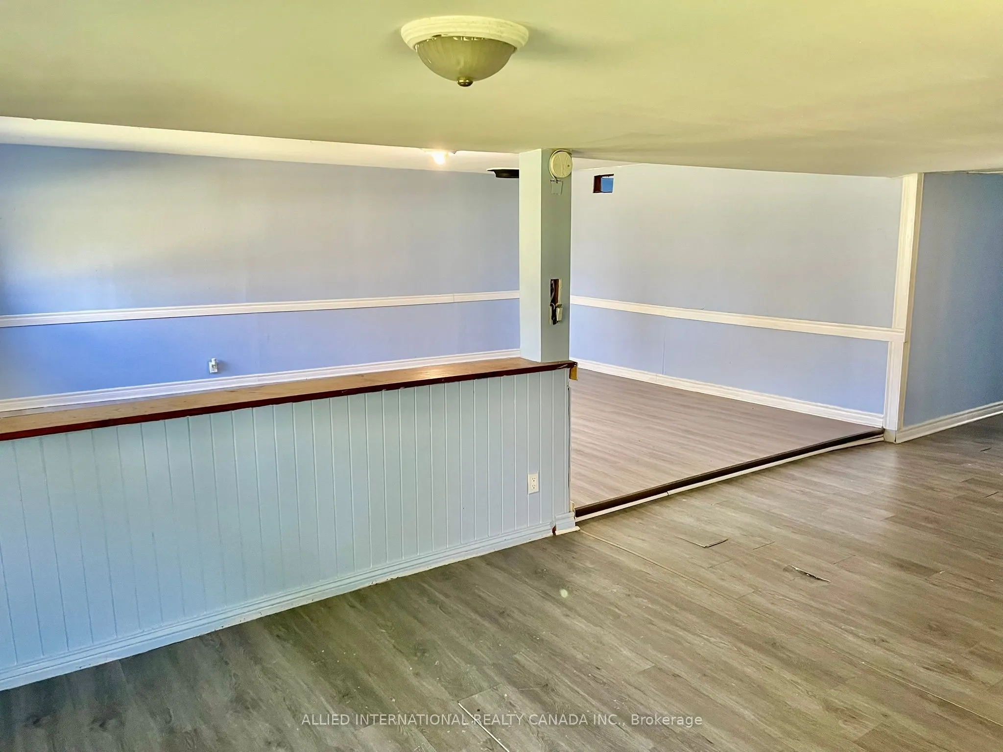 537 Burr Road