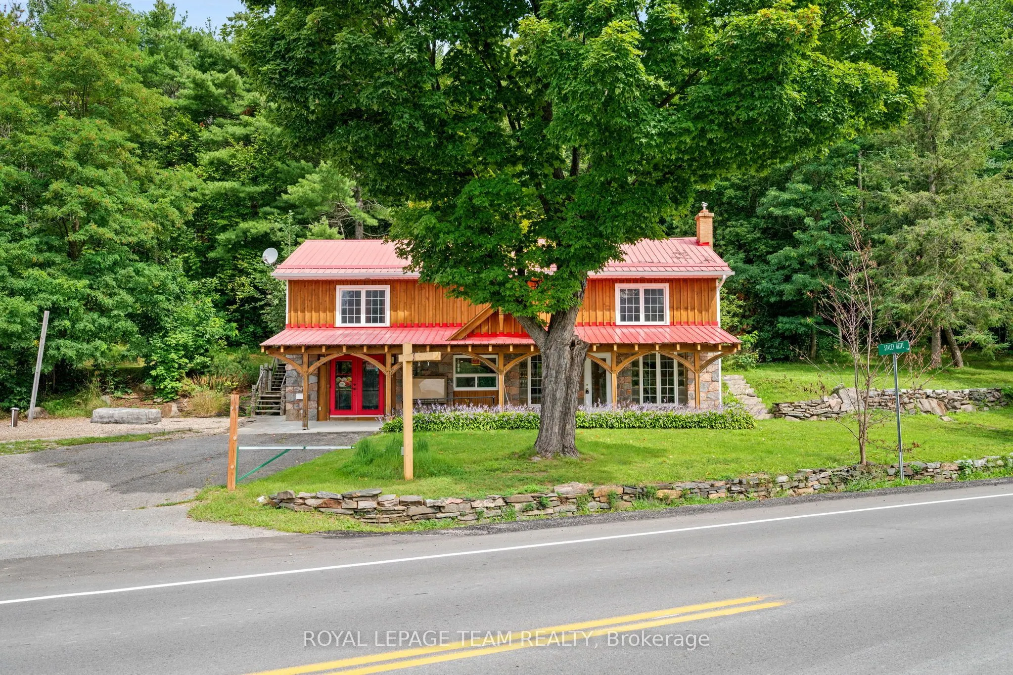 1716 Calabogie Road