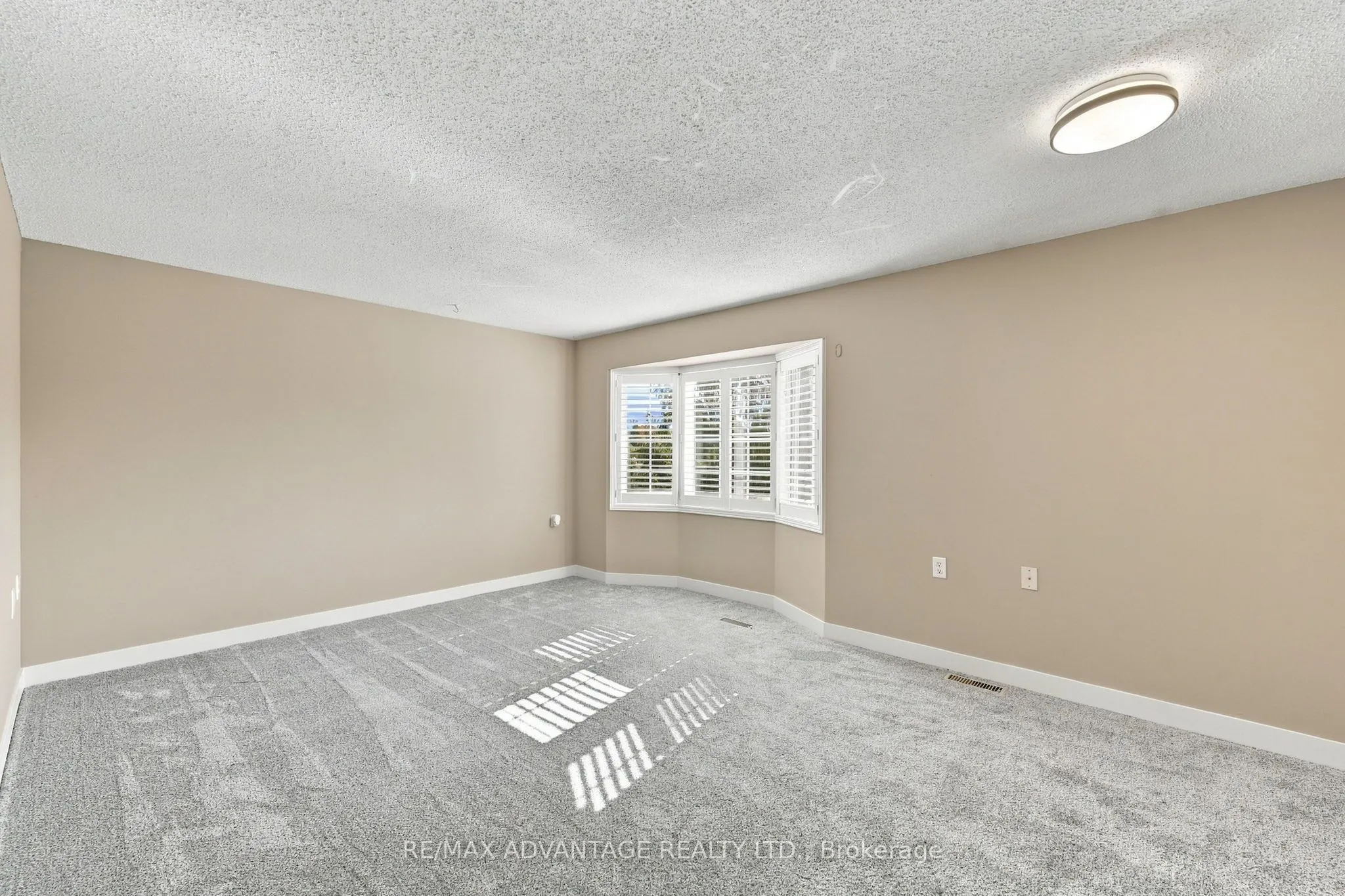 122 Sherwood Forest Square #7