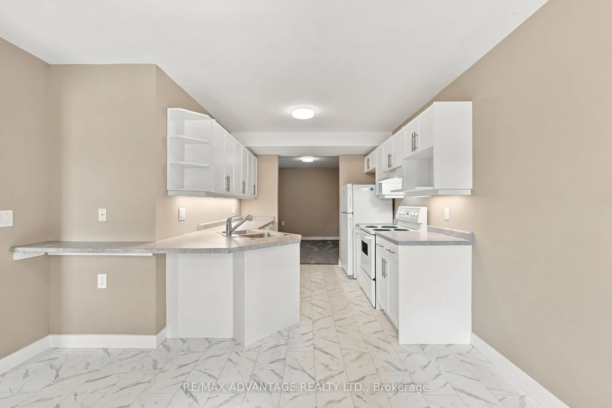 122 Sherwood Forest Square #7