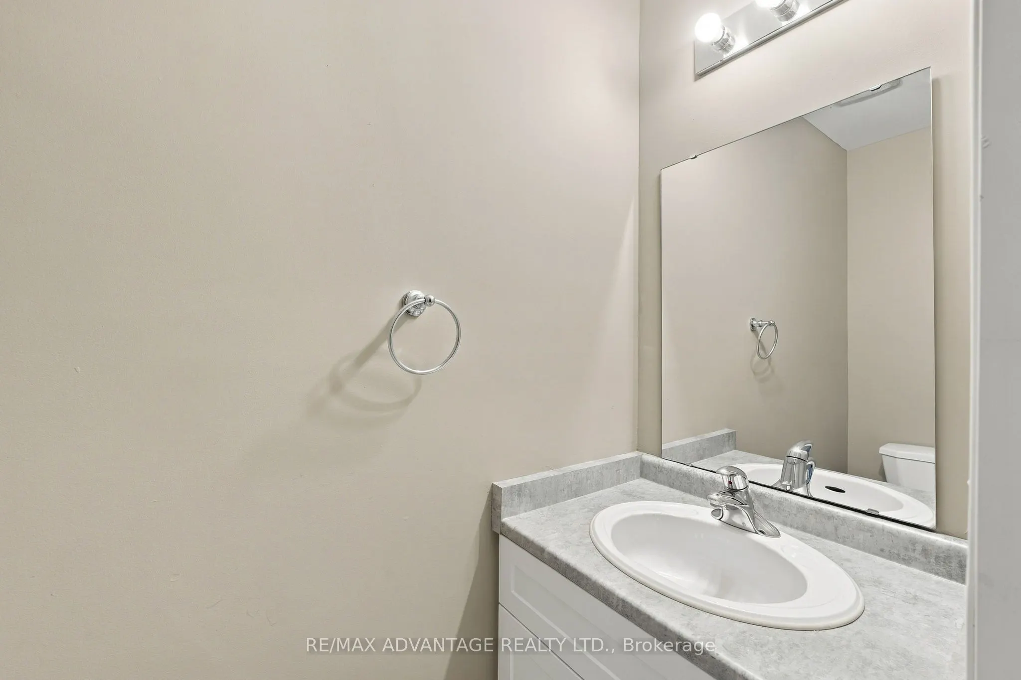 122 Sherwood Forest Square #7