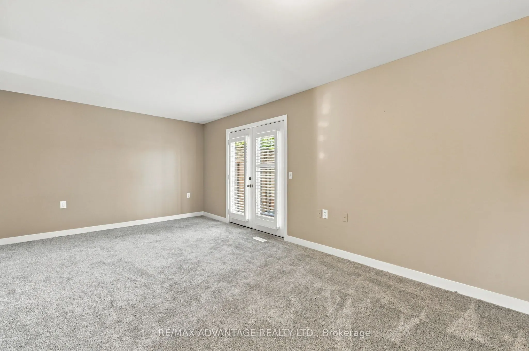 122 Sherwood Forest Square #7