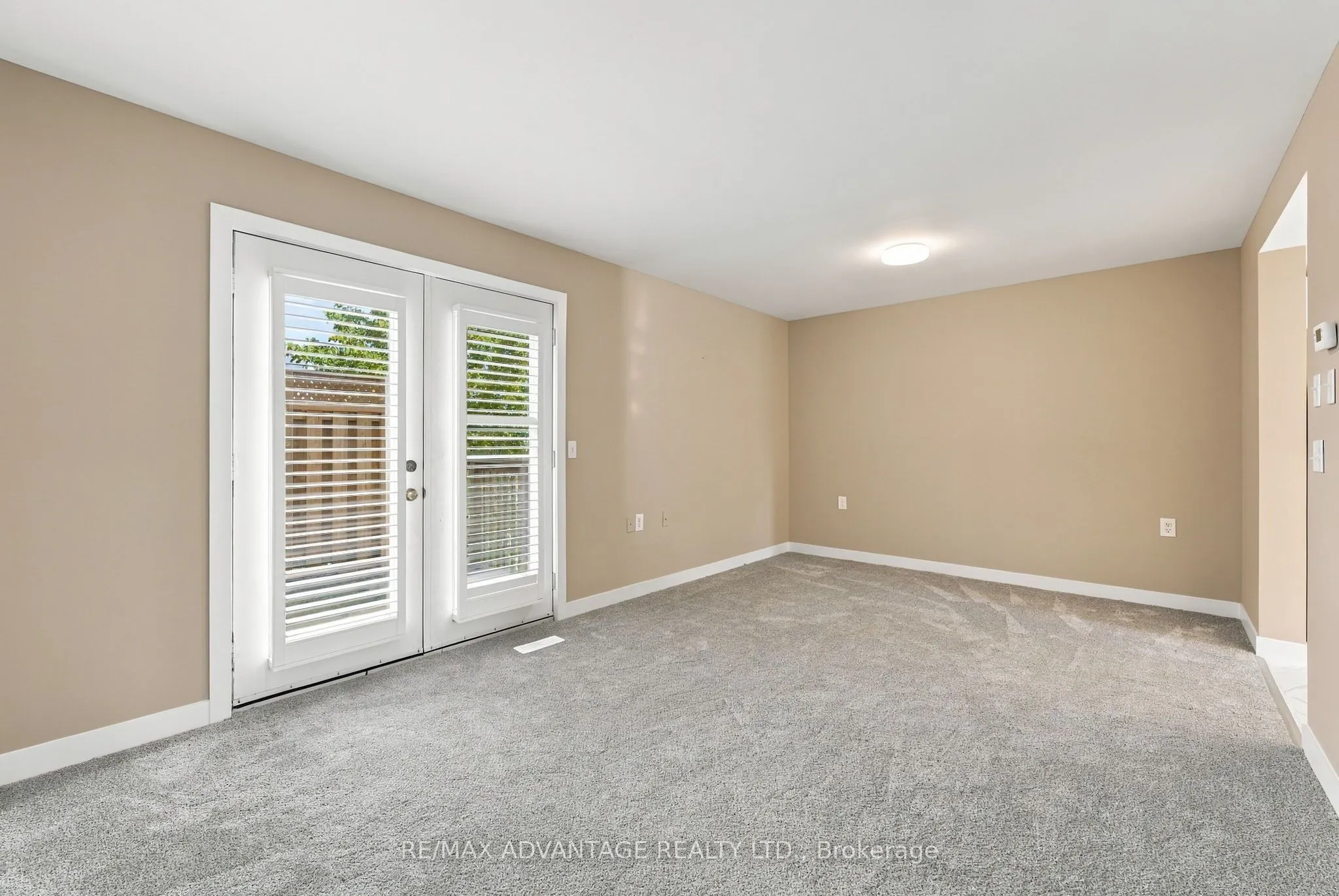 122 Sherwood Forest Square #7