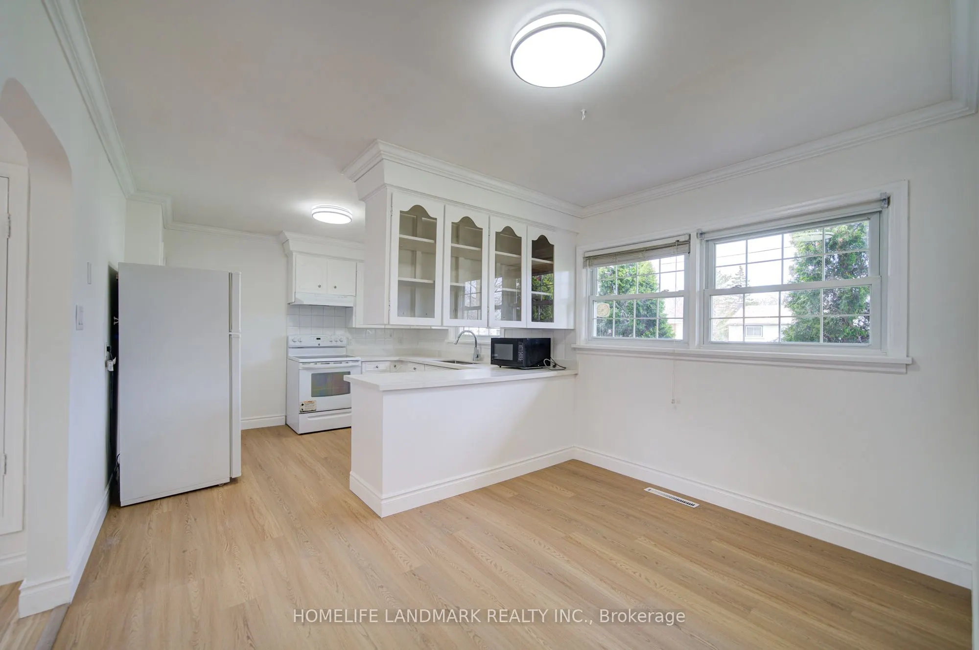 95 Jacobson Avenue