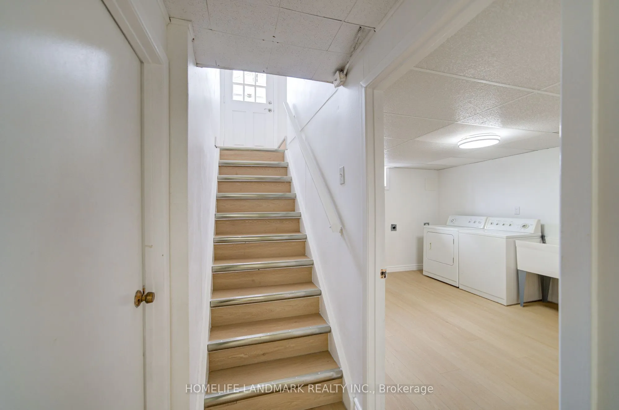 95 Jacobson Avenue