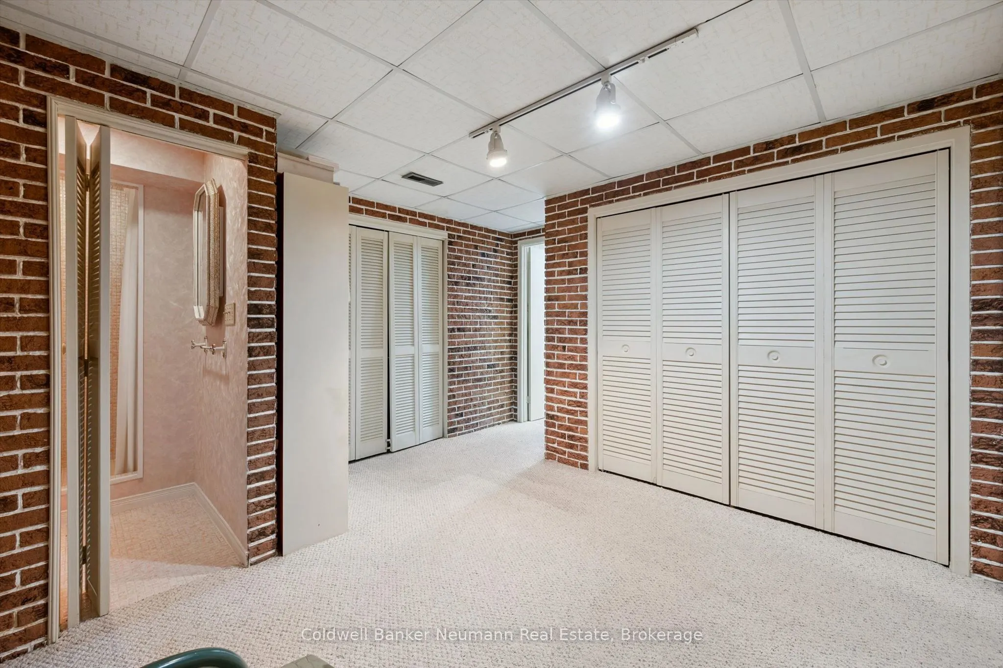26 Maplewood Drive