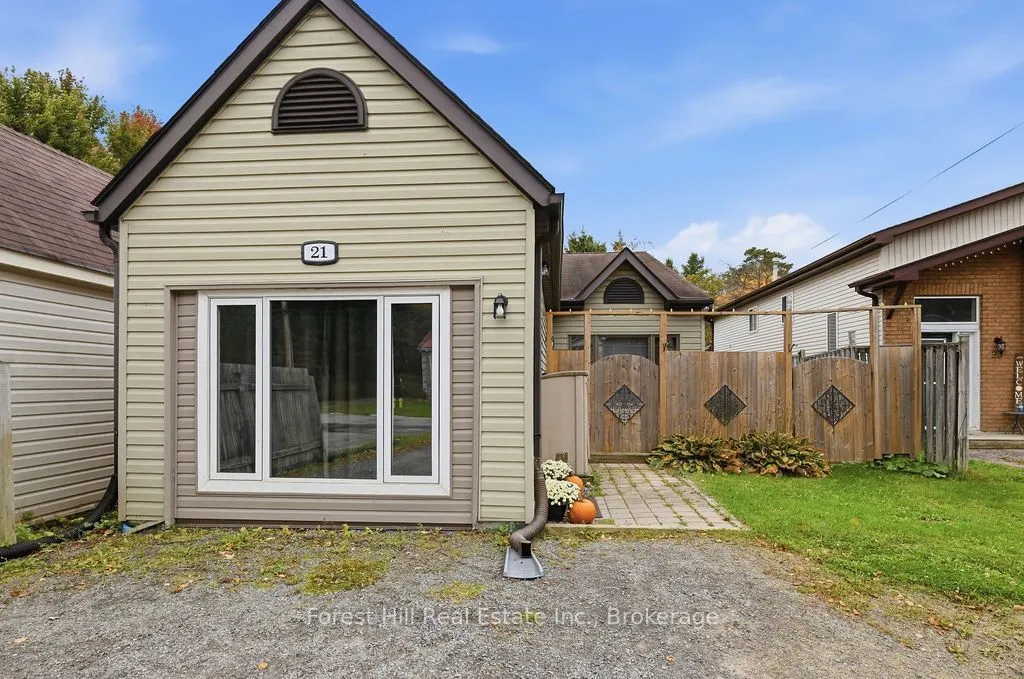 21 Sabrina Park Drive