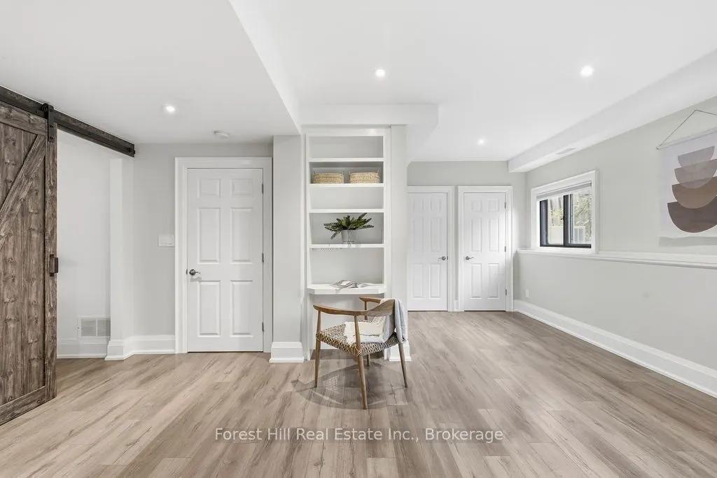 21 Sabrina Park Drive