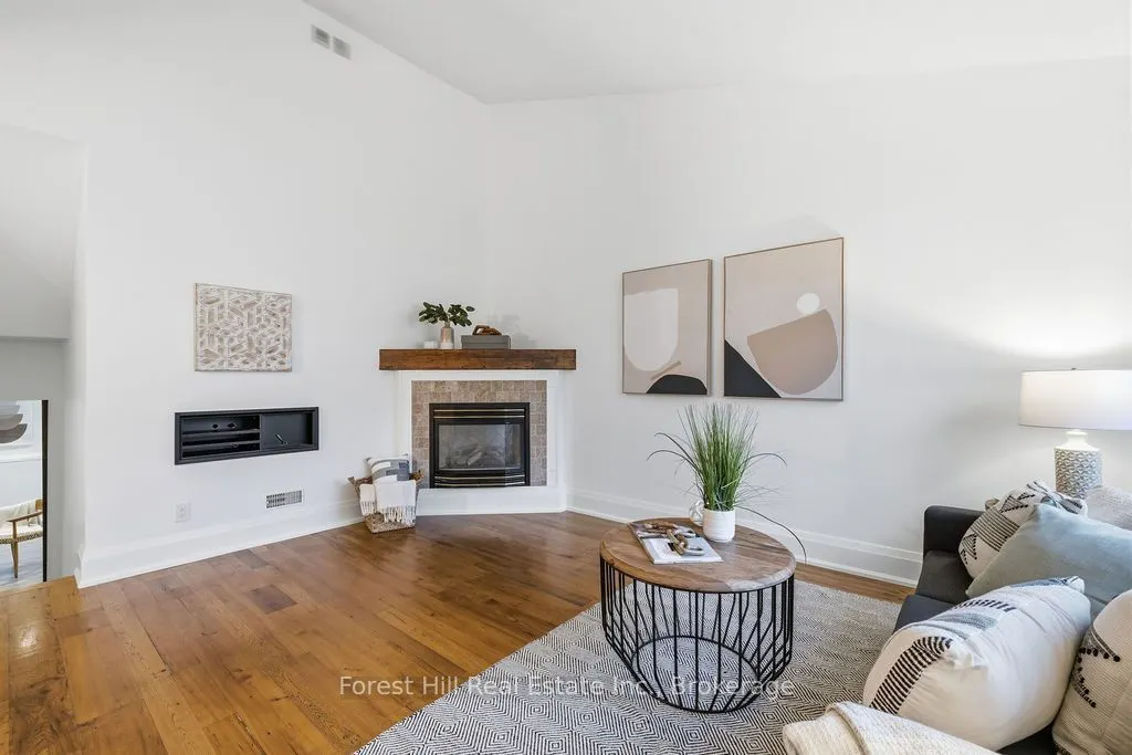 21 Sabrina Park Drive